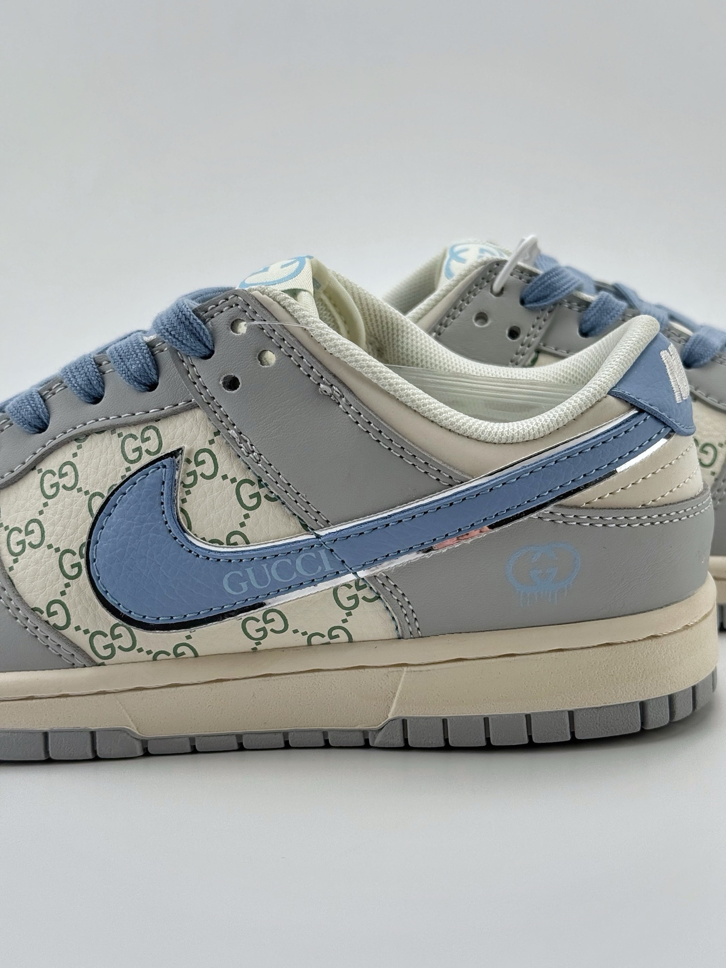 280 Nike SB Dunk Low x GUCCI 白灰蓝小钩  JJ2508-556
