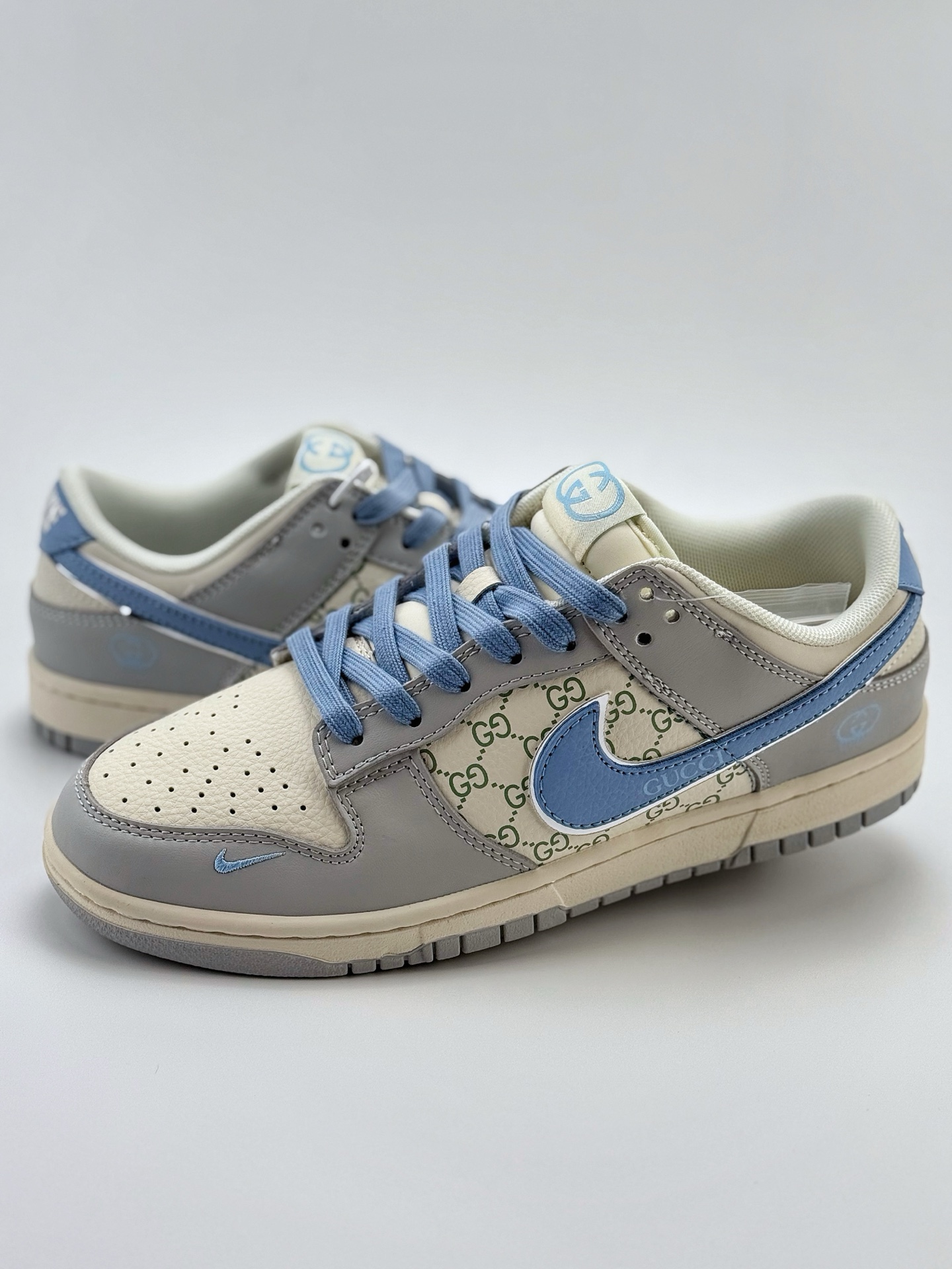 280 Nike SB Dunk Low x GUCCI 白灰蓝小钩  JJ2508-556