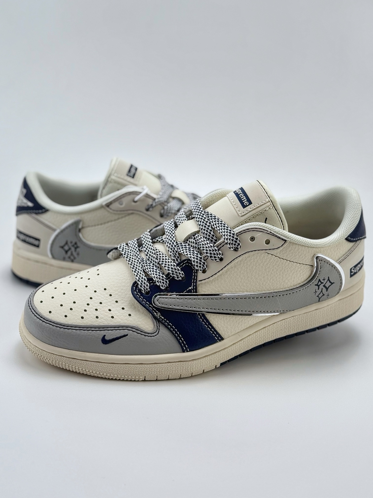 280 Travis Scott x Nike Air Jordan 1 Low x Supreme Air Jordan 1 Low 反转白灰蓝小钩满天星倒钩  XS7089-549