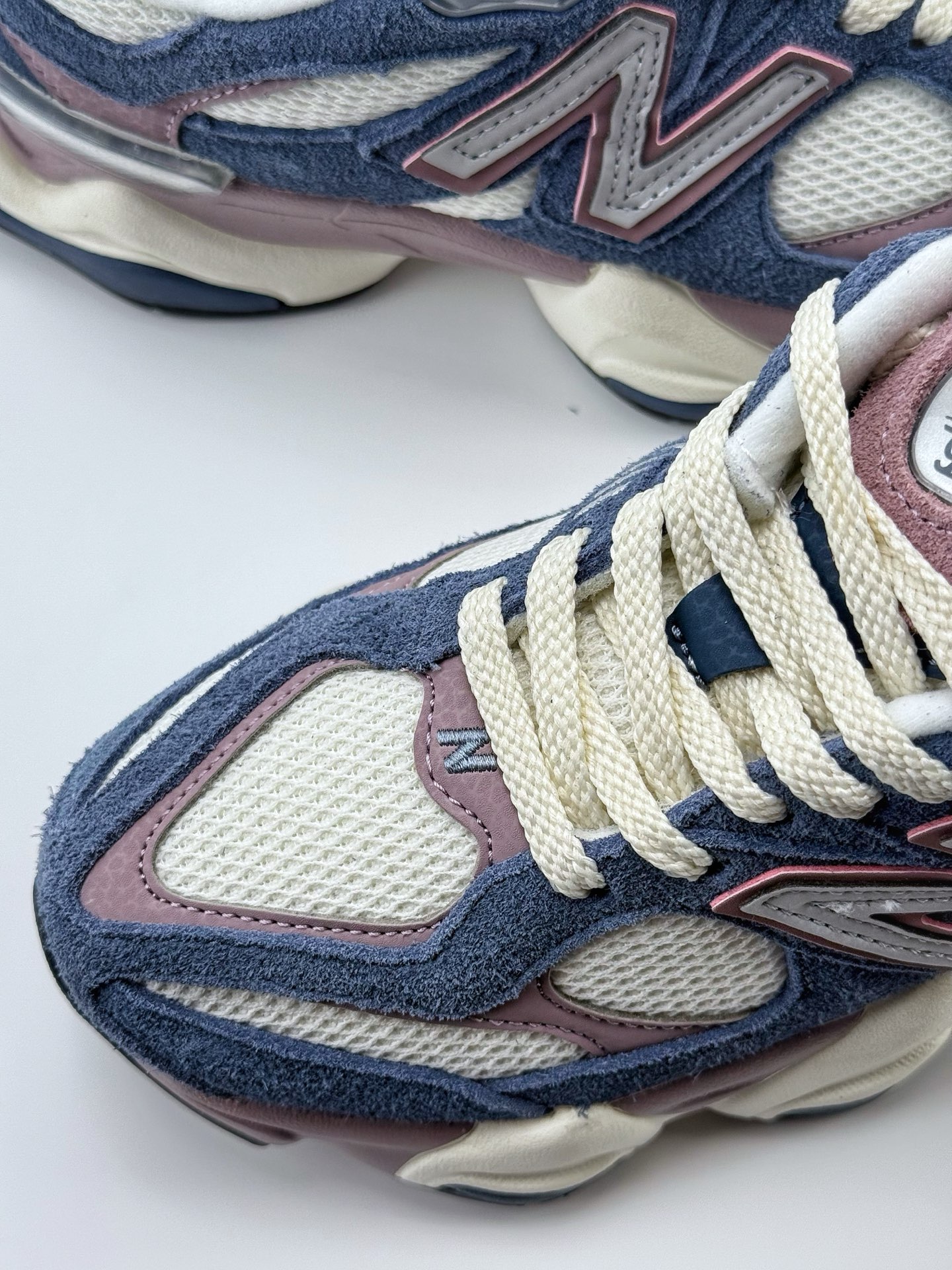210 Joe Freshgoods x New Balance 版本 NB9060 联名款 复古休闲运动慢跑鞋  U9060FL
