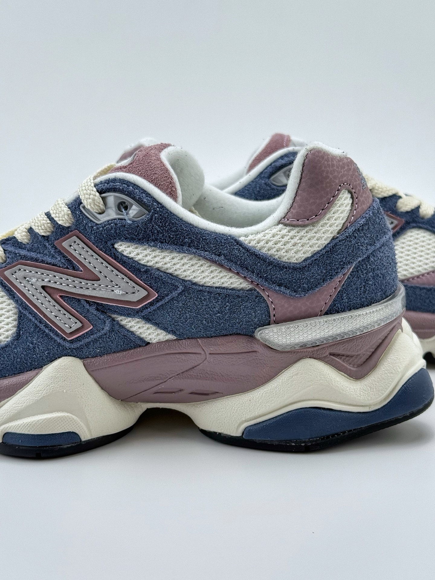 210 Joe Freshgoods x New Balance 版本 NB9060 联名款 复古休闲运动慢跑鞋  U9060FL