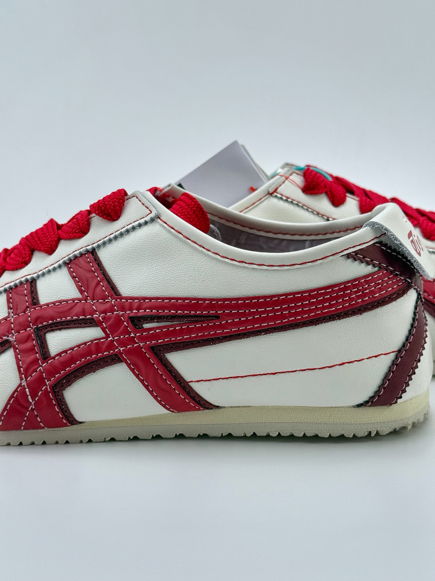 150 Onitsuka Tiger  Mexico 66 Paraty 百搭单品 蛇年限定 CNY ”Year Of The Snake” 白红 板鞋 1183C391-100