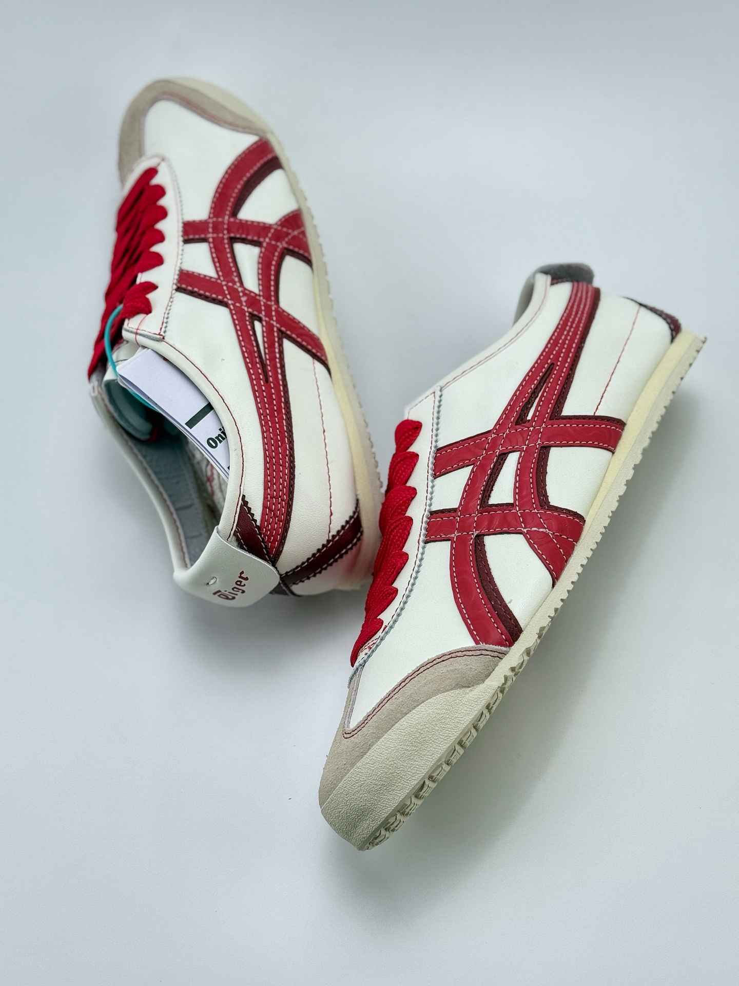 150 Onitsuka Tiger  Mexico 66 Paraty 百搭单品 蛇年限定 CNY ”Year Of The Snake” 白红 板鞋 1183C391-100