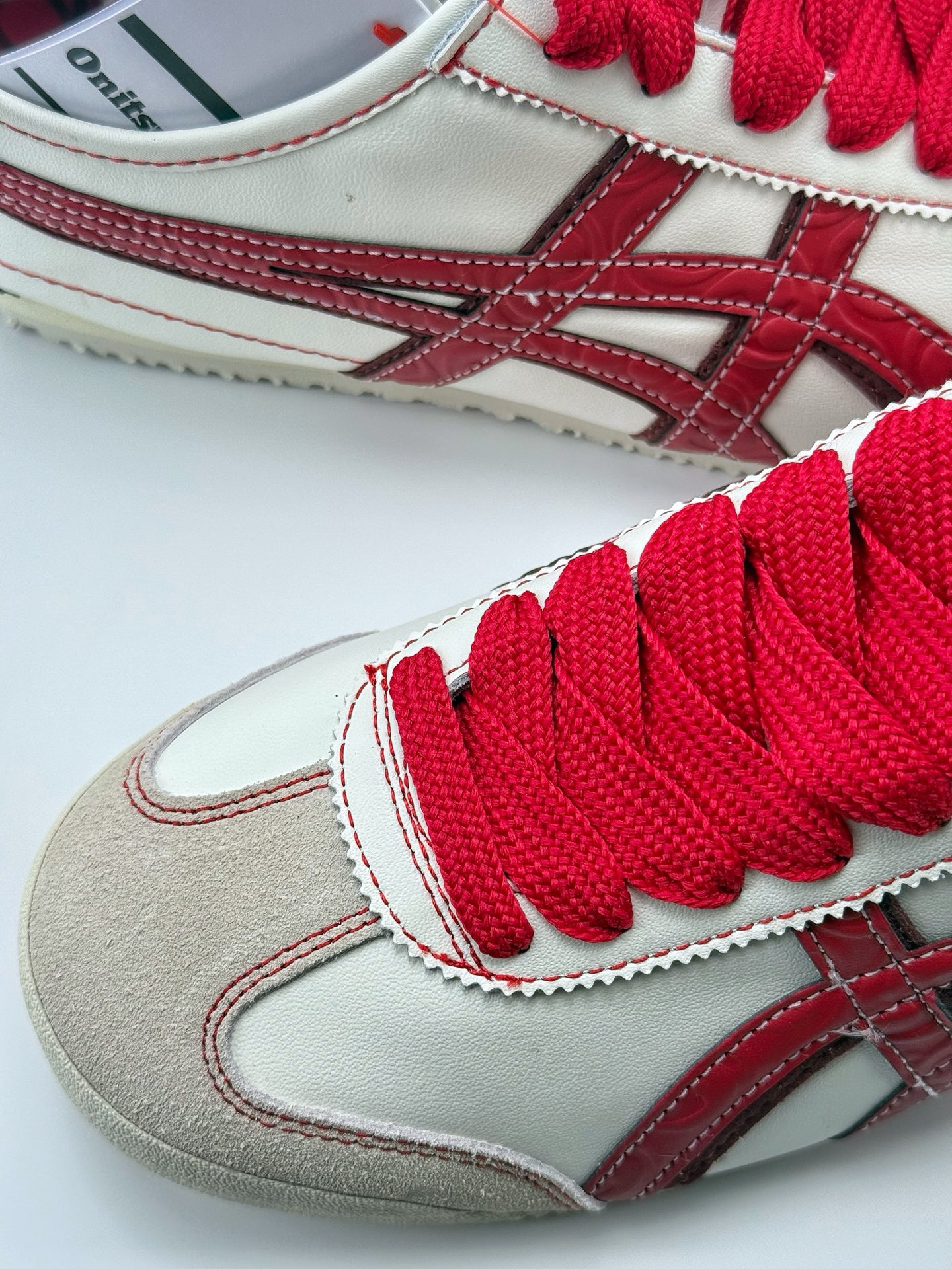 150 Onitsuka Tiger  Mexico 66 Paraty 百搭单品 蛇年限定 CNY ”Year Of The Snake” 白红 板鞋 1183C391-100