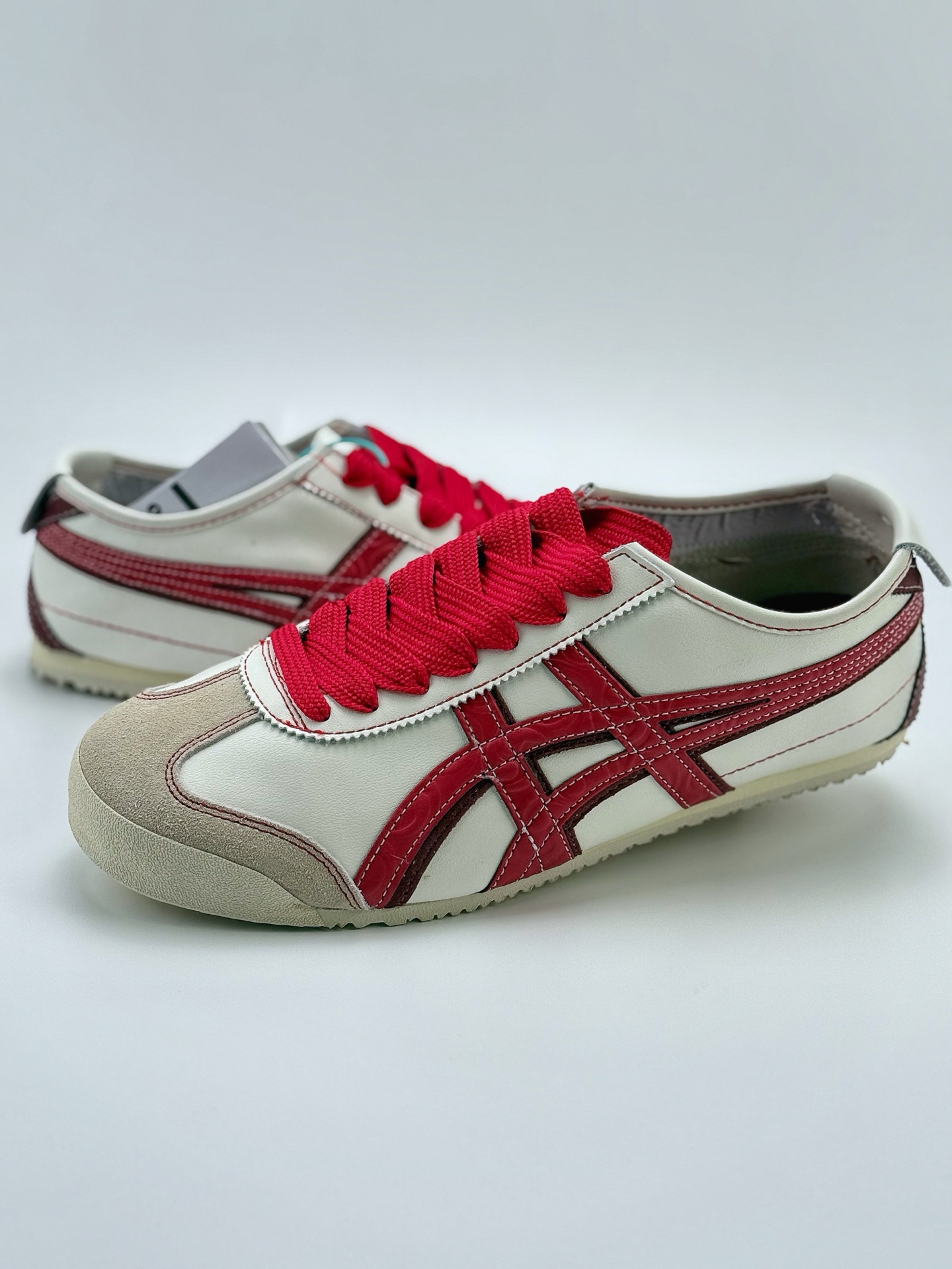 150 Onitsuka Tiger  Mexico 66 Paraty 百搭单品 蛇年限定 CNY ”Year Of The Snake” 白红 板鞋 1183C391-100