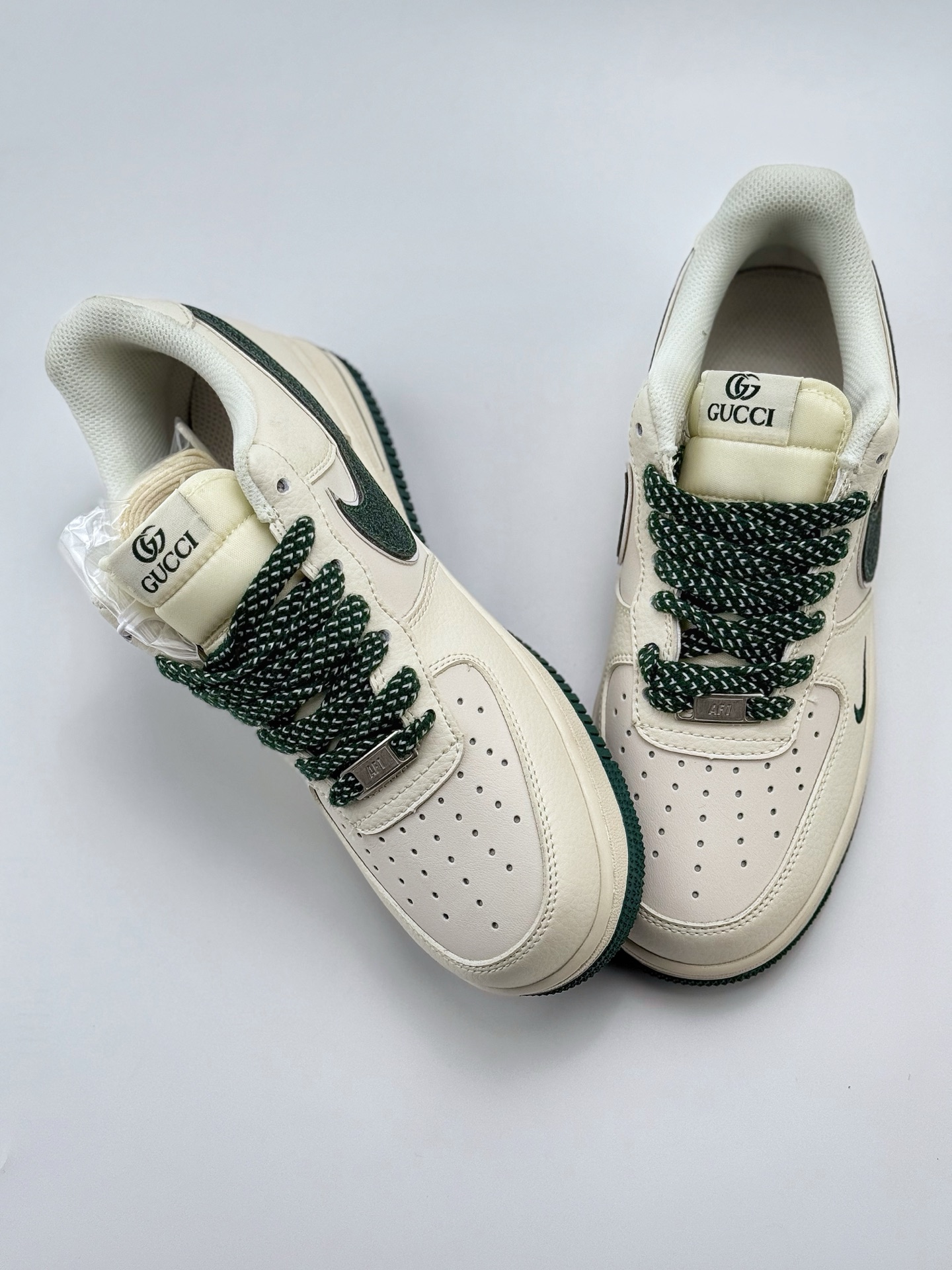 220 Nike Air Force 1 Low 07 x GUCCI 白绿小钩 QY6818-608