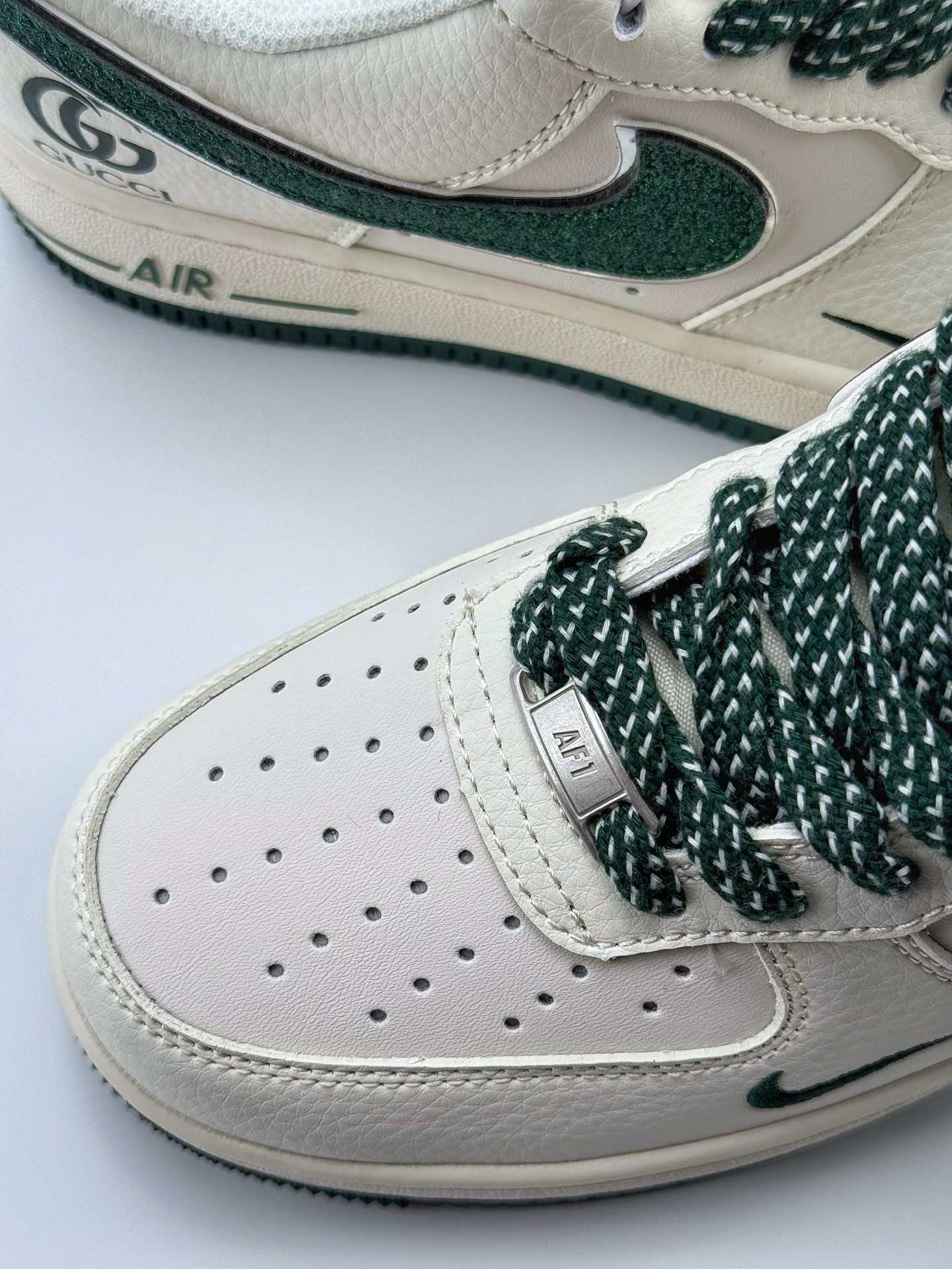 220 Nike Air Force 1 Low 07 x GUCCI 白绿小钩 QY6818-608