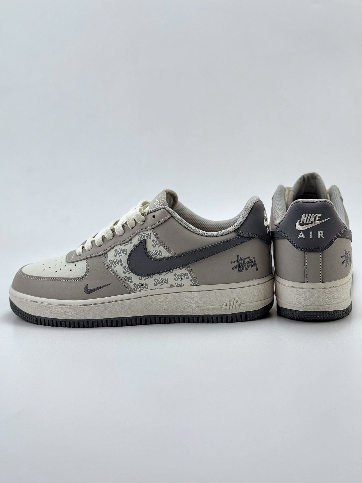 240 Nike Air Force 1 Low 07 x Stussy 白灰小钩  KY8899-107