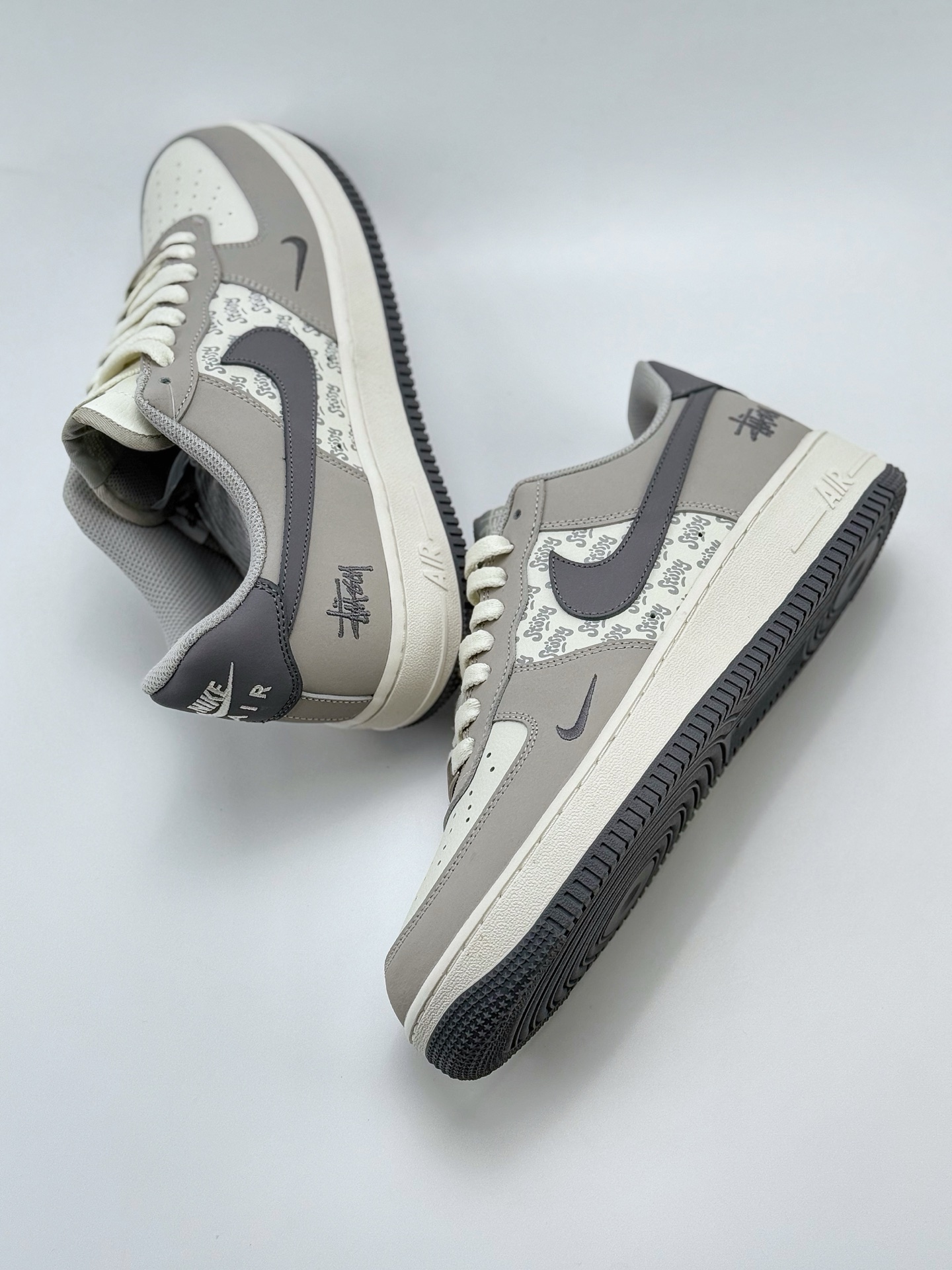 240 Nike Air Force 1 Low 07 x Stussy 白灰小钩  KY8899-107