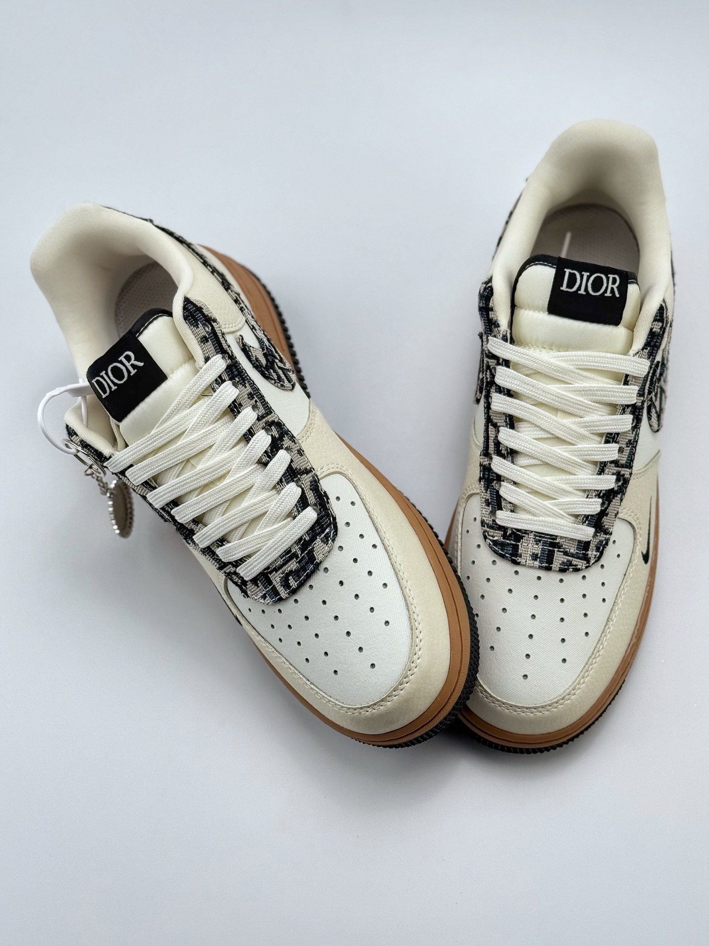 260 Nike Air Force 1 Low 07 x DIOR 米黑小钩  KK1988-048