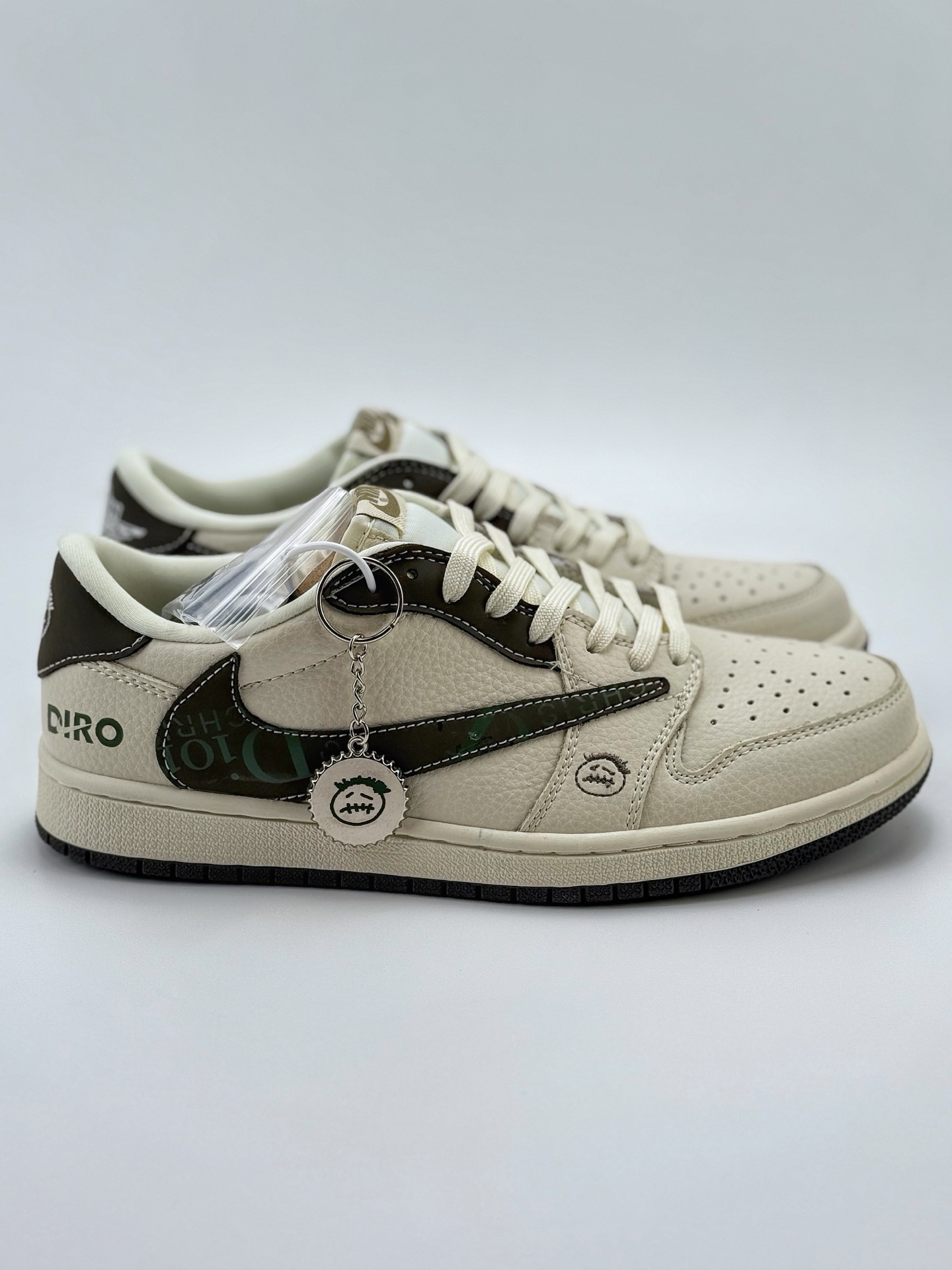 280 Travis Scott x Nike Air Jordan 1 Low x DIOR Air Jordan 1 Low 反转白绿倒钩 LD2025-006