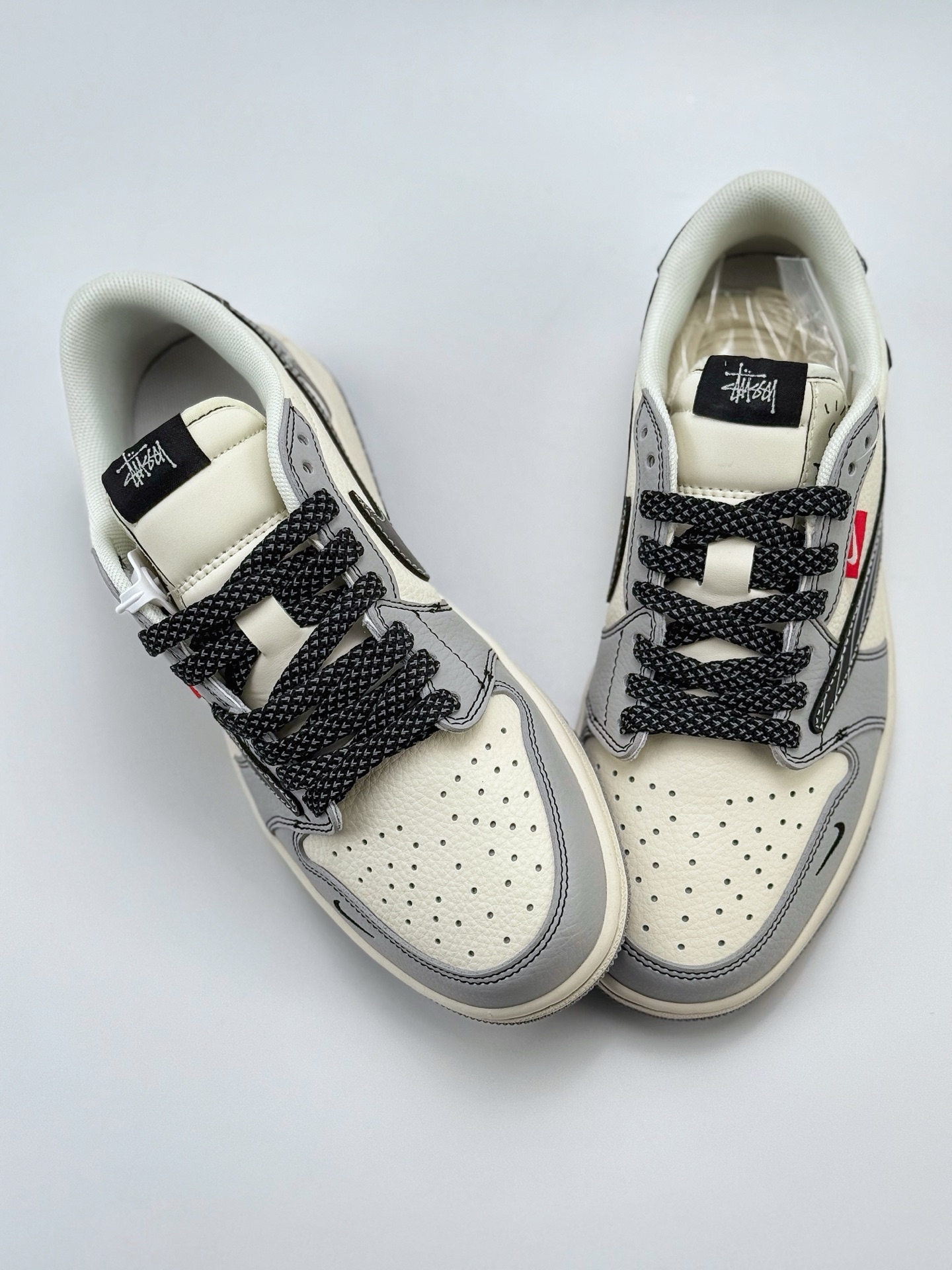 280 Travis Scott x Nike Air Jordan 1 Low x Stussy Air Jordan 1 Low 反转白灰小钩满天星倒钩 JJ2508-550