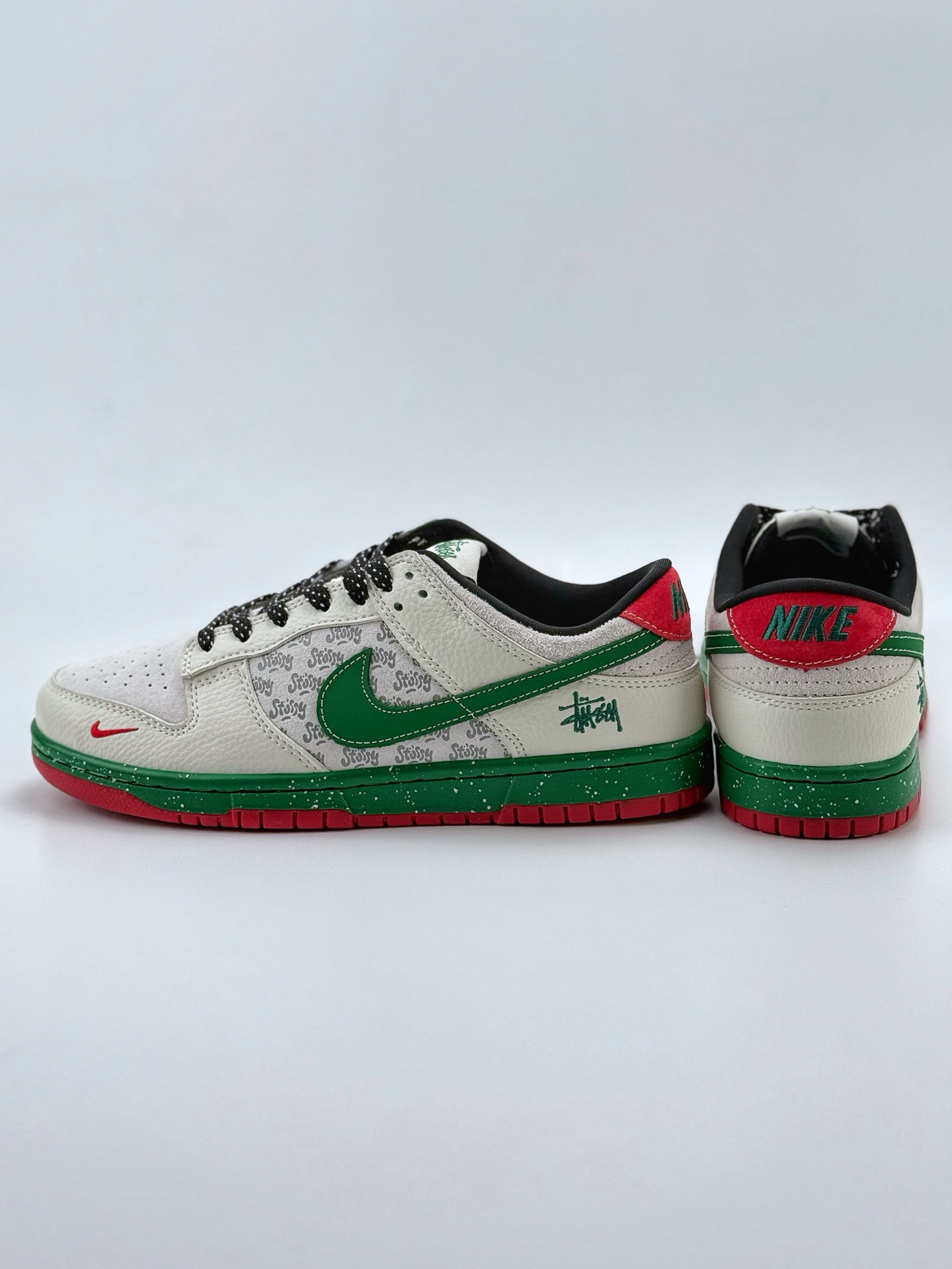 280 Nike SB Dunk Low x Stussy 白绿红小钩满天星  SC9207-406