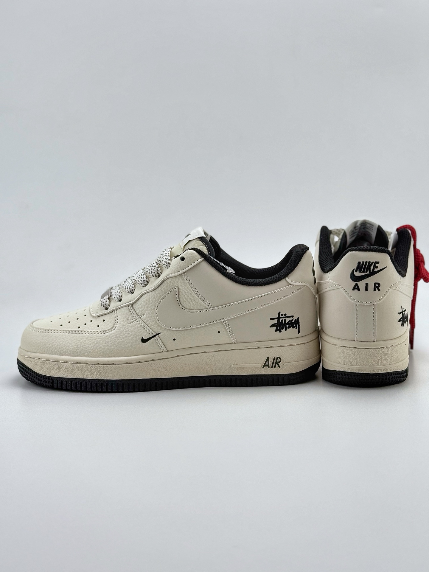 260 Nike Air Force 1 Low 07 x Stussy 白黑小钩满天星  XZ6188-713