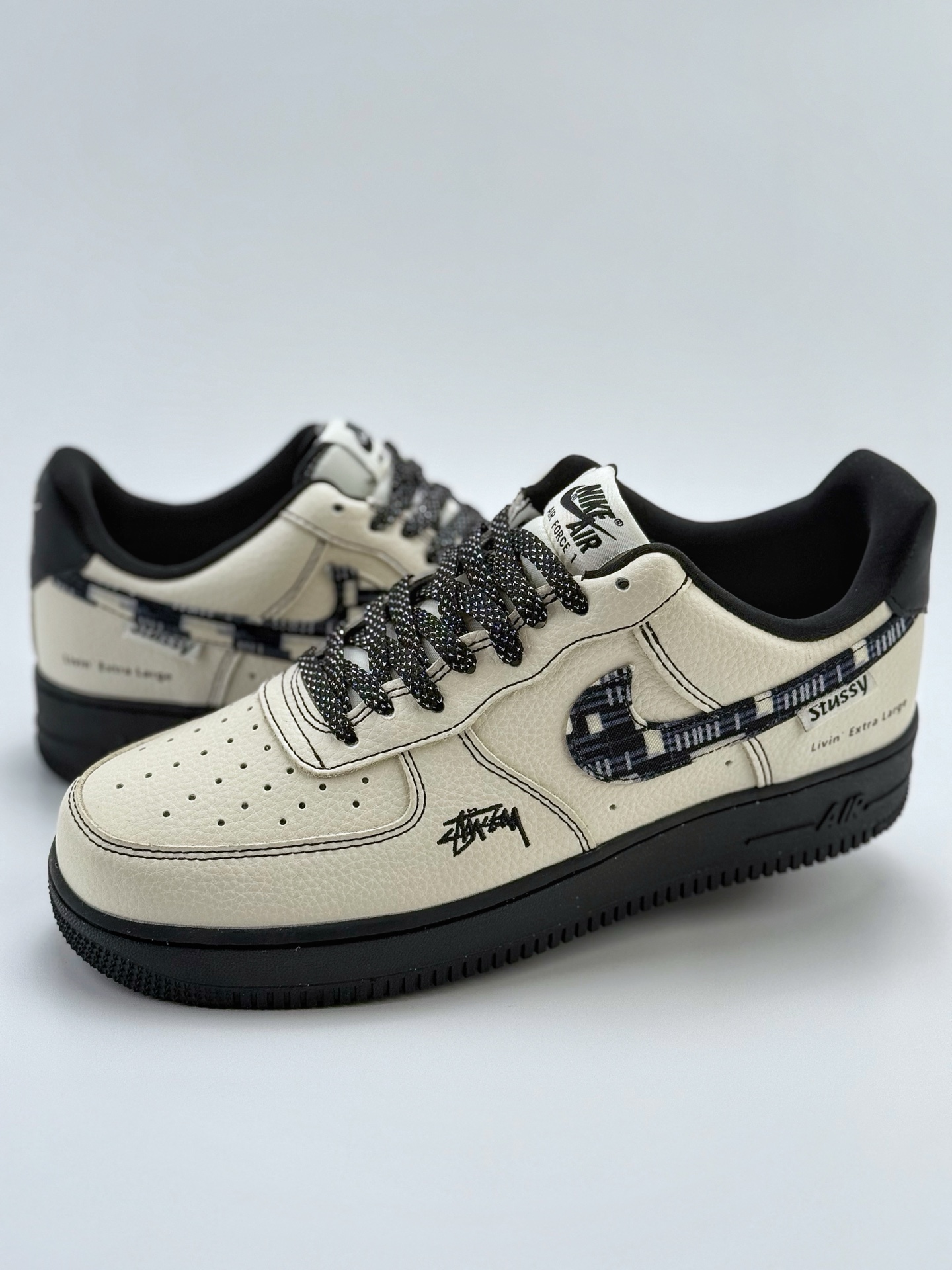 260 Nike Air Force 1 Low 07 x Stussy 白黑满天星 KK1988-071