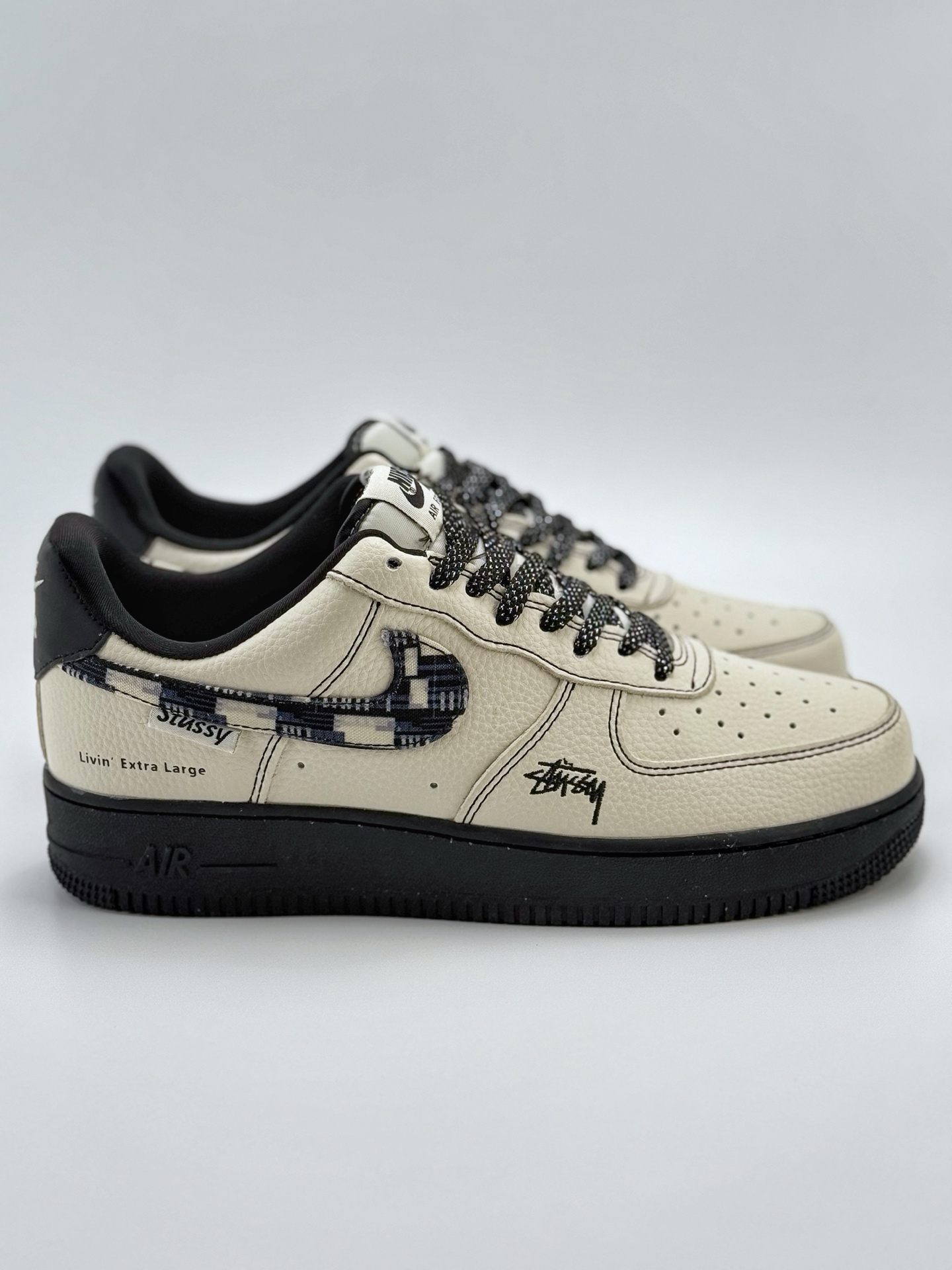 260 Nike Air Force 1 Low 07 x Stussy 白黑满天星 KK1988-071