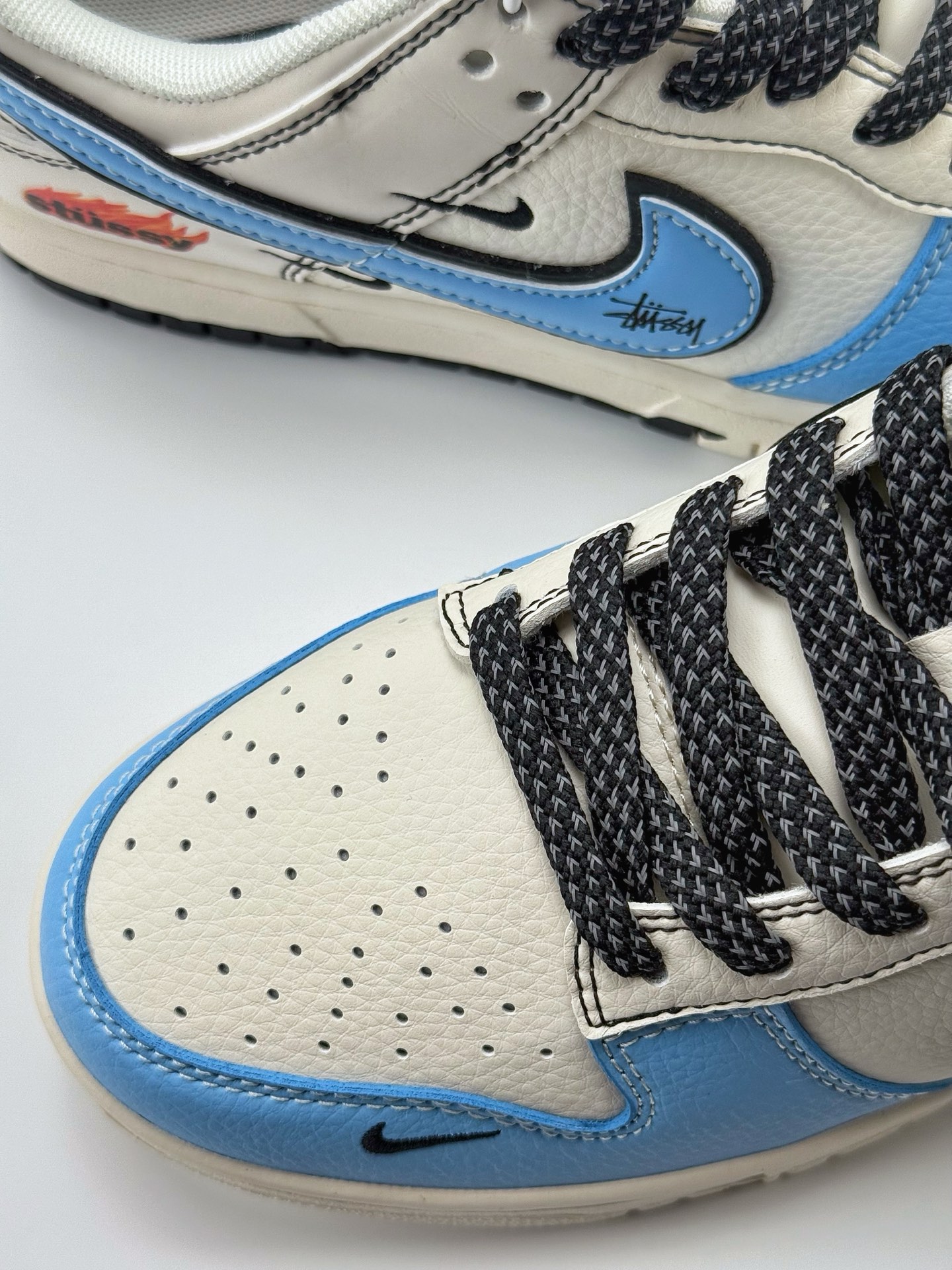 280 Nike SB Dunk Low x Stussy 白蓝小钩满天星  ZH2598-225