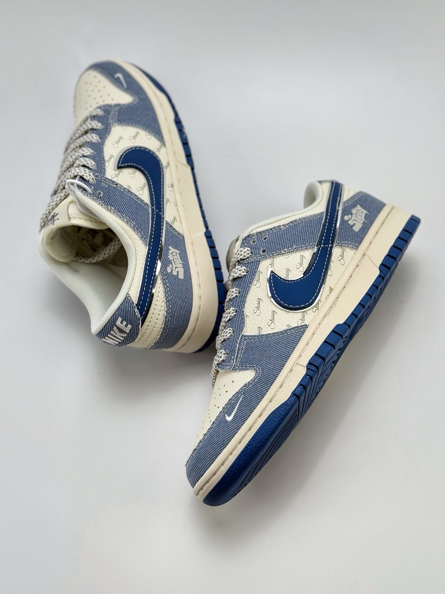 280 Nike SB Dunk Low x Stussy 白蓝牛仔小钩满天星  JJ2508-562