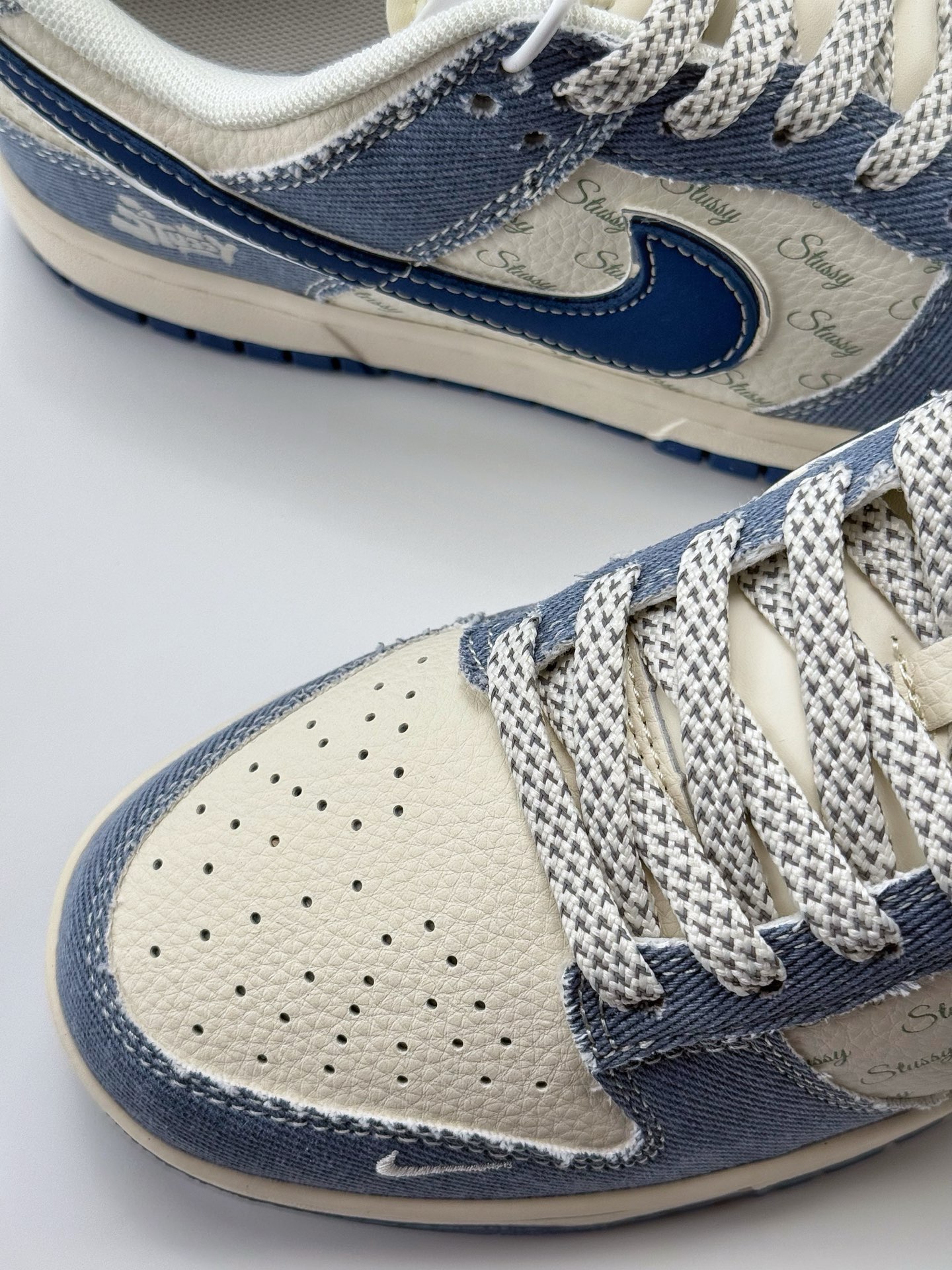 280 Nike SB Dunk Low x Stussy 白蓝牛仔小钩满天星  JJ2508-562