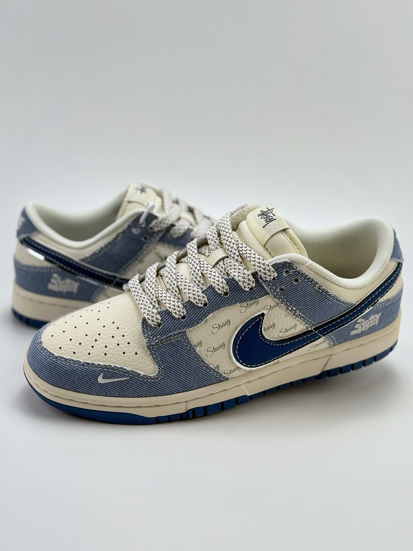 280 Nike SB Dunk Low x Stussy 白蓝牛仔小钩满天星  JJ2508-562