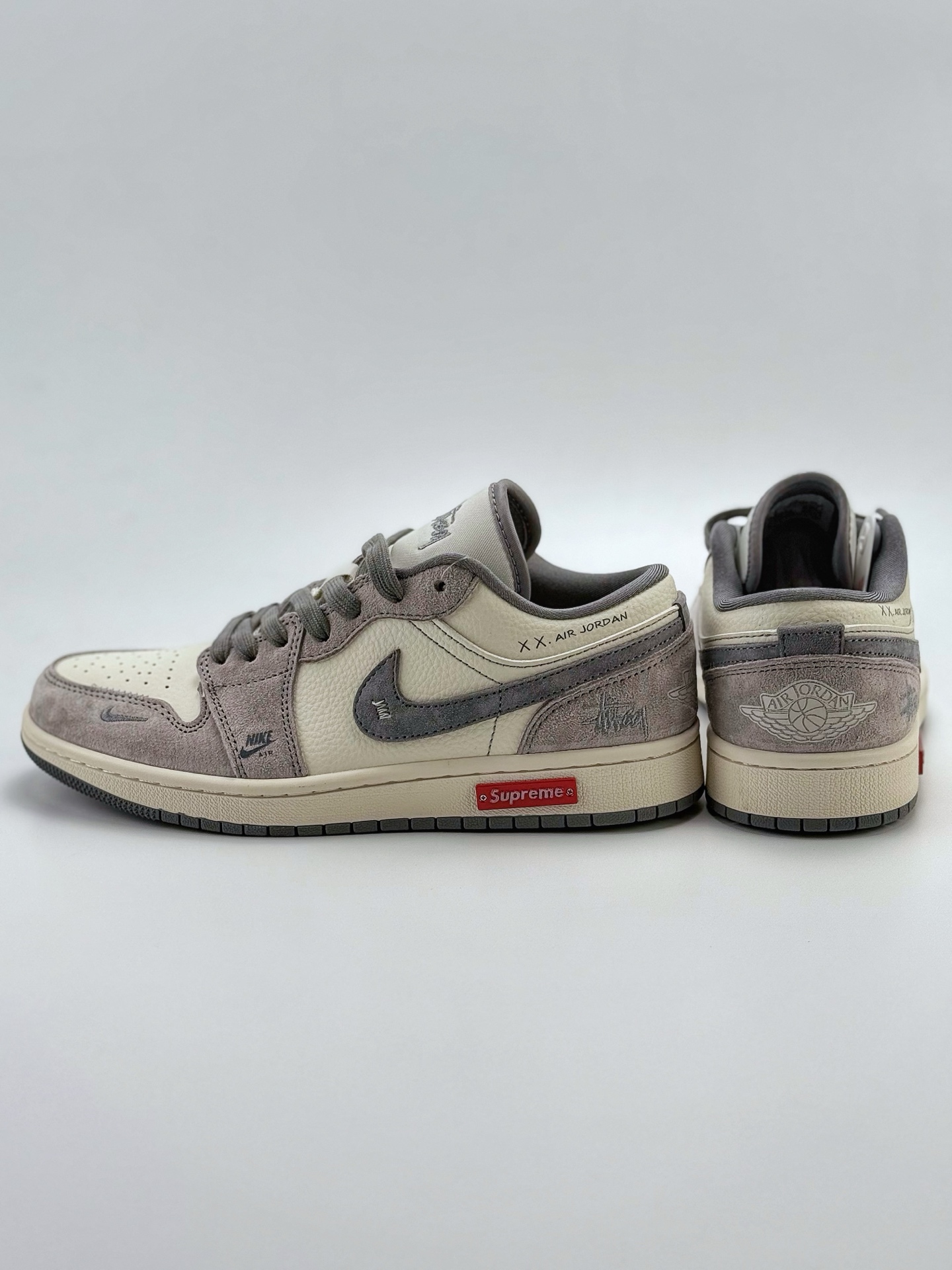 280 Air Jordan 1 Retro Low x Stussy x Supreme 白灰小钩  SJ9950-053