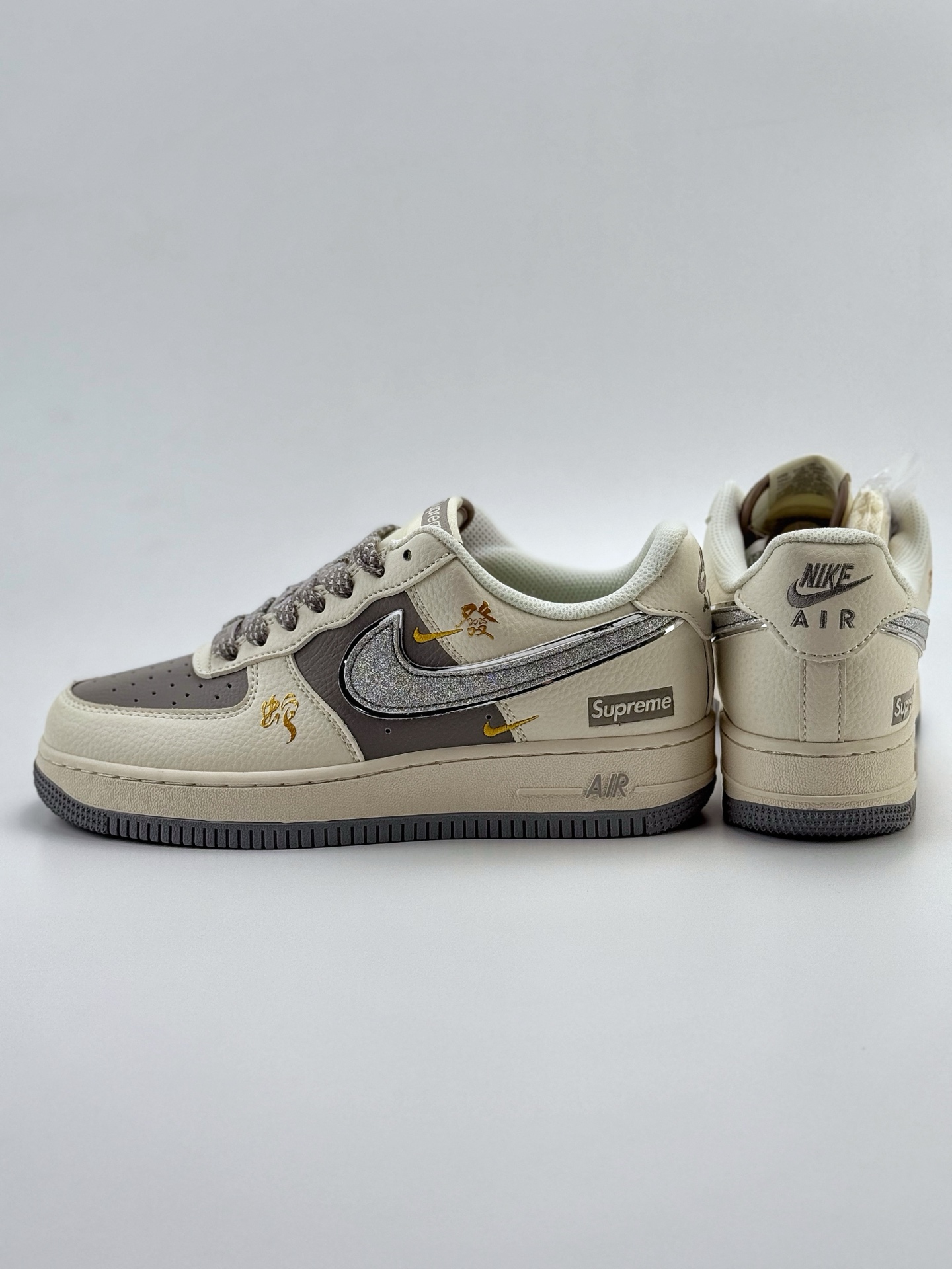 220 Nike Air Force 1 Low 07 x Supreme 蛇年限定 白灰双小钩满天星  QY6818-603