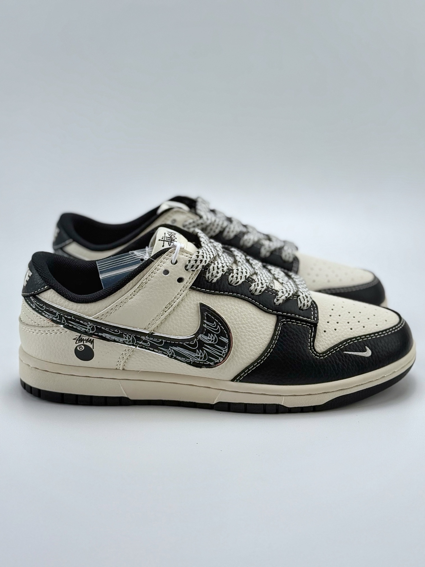 240 Nike SB Dunk Low x Stussy 白黑小钩满天星  SD6868-105