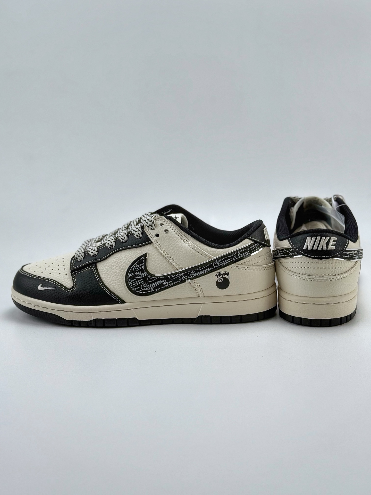 240 Nike SB Dunk Low x Stussy 白黑小钩满天星  SD6868-105