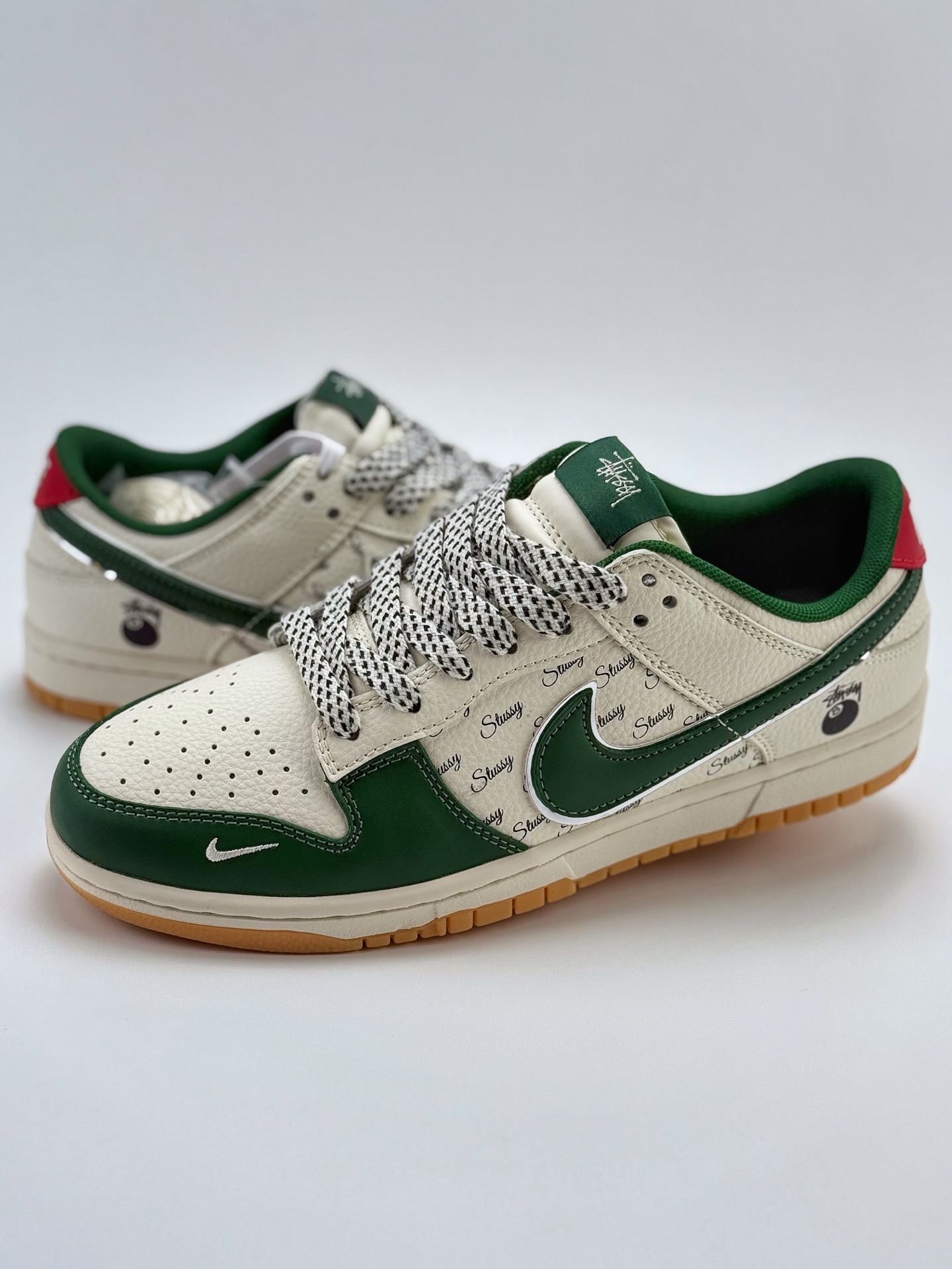 240 Nike SB Dunk Low x Stussy 白绿小钩满天星  SD6868-101