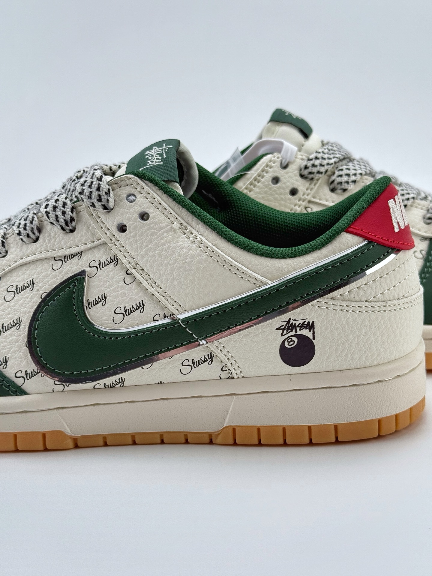 240 Nike SB Dunk Low x Stussy 白绿小钩满天星  SD6868-101