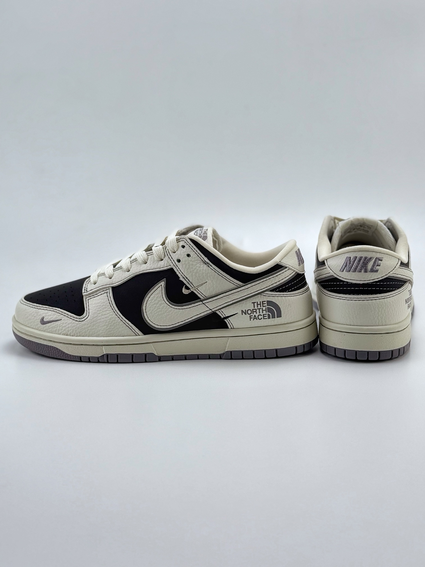 280 Nike SB Dunk Low x The North Face 白黑三小钩  SC9207-404