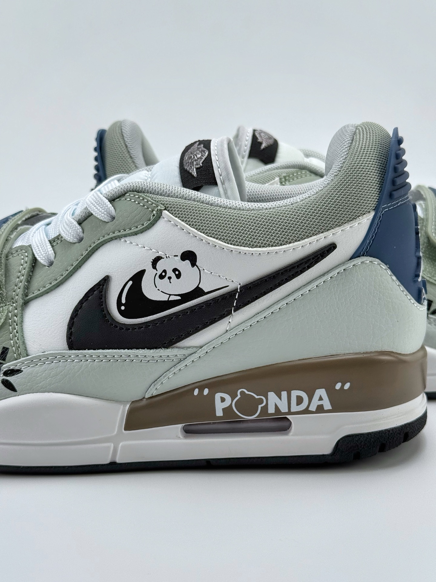 270 Nike Air Jordan Legacy 312 Low 特殊手绘 水墨国风 黑小钩熊猫  HV5970-101