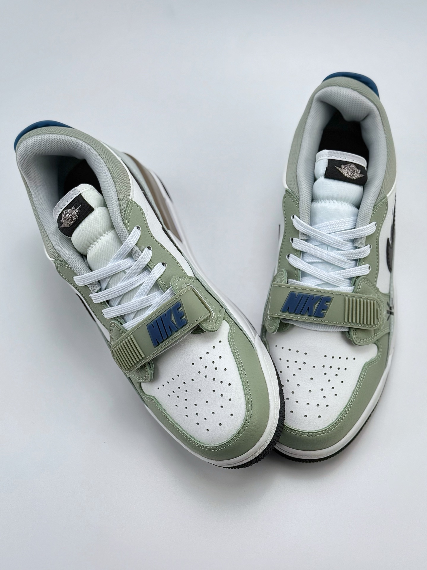 270 Nike Air Jordan Legacy 312 Low 特殊手绘 水墨国风 黑小钩熊猫  HV5970-101