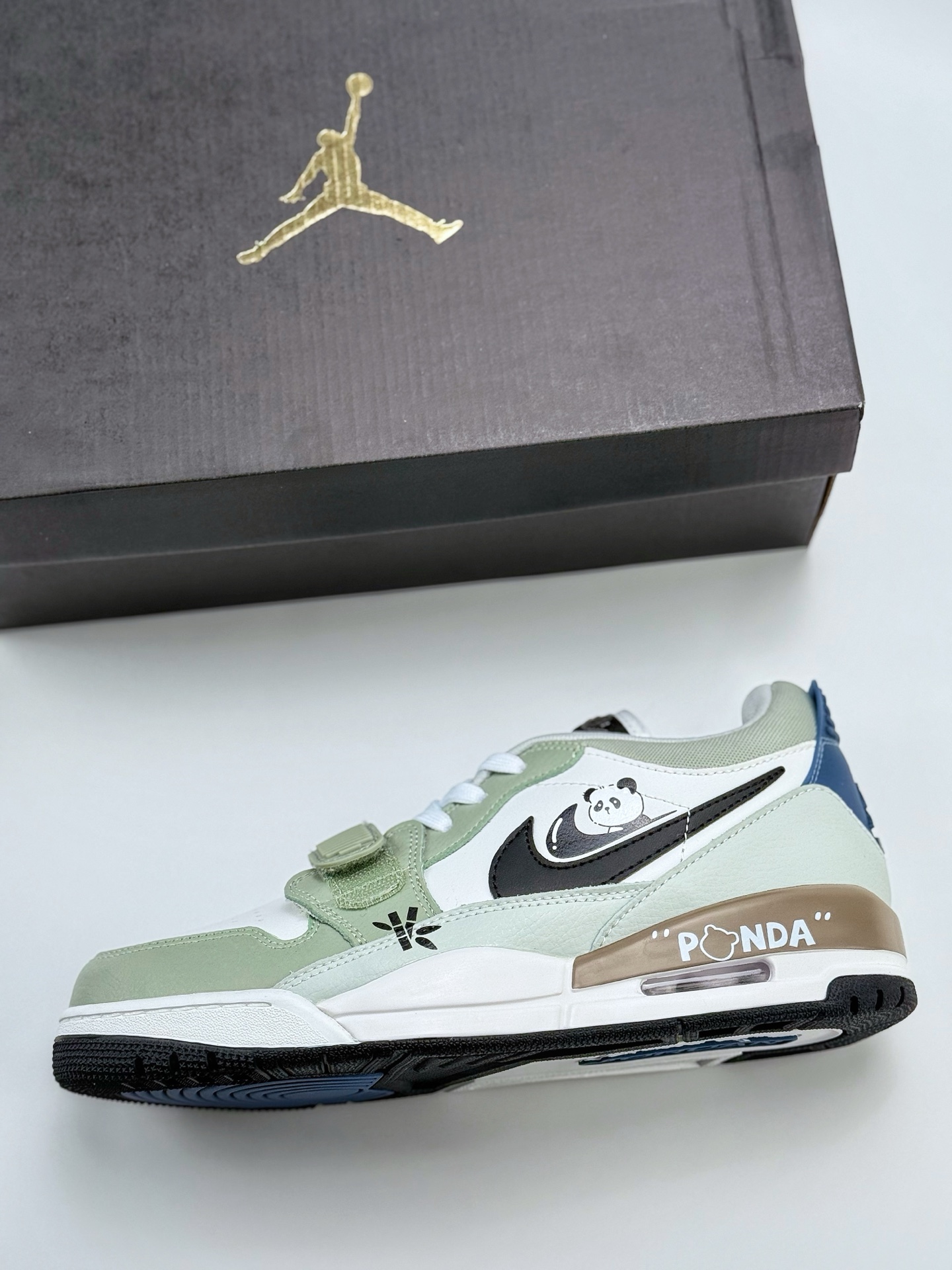 270 Nike Air Jordan Legacy 312 Low 特殊手绘 水墨国风 黑小钩熊猫  HV5970-101