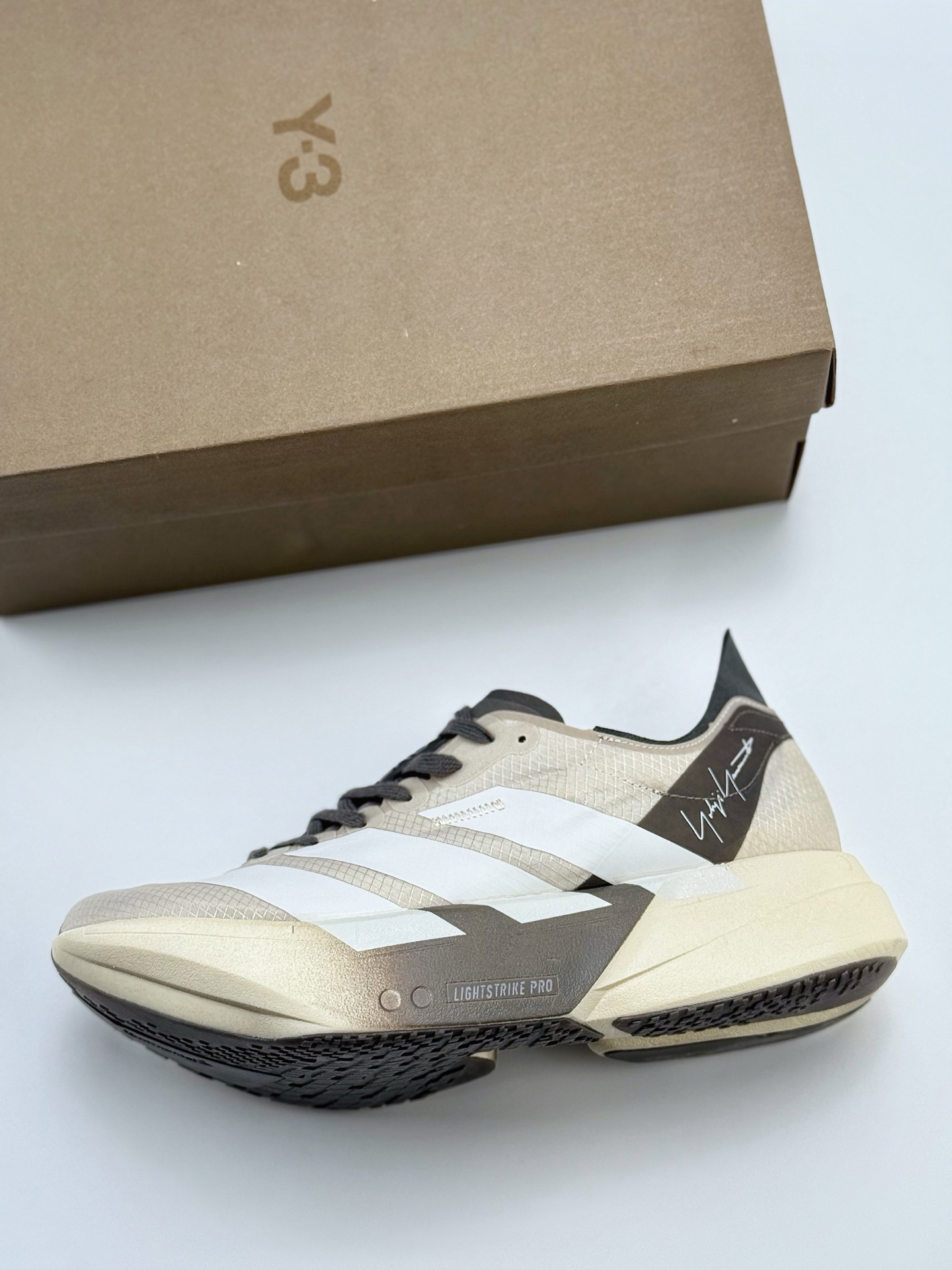 190 Ad Adizero Adios 4 M Y-3 轻盈跑鞋 耐磨减震专业跑步鞋    JS3154