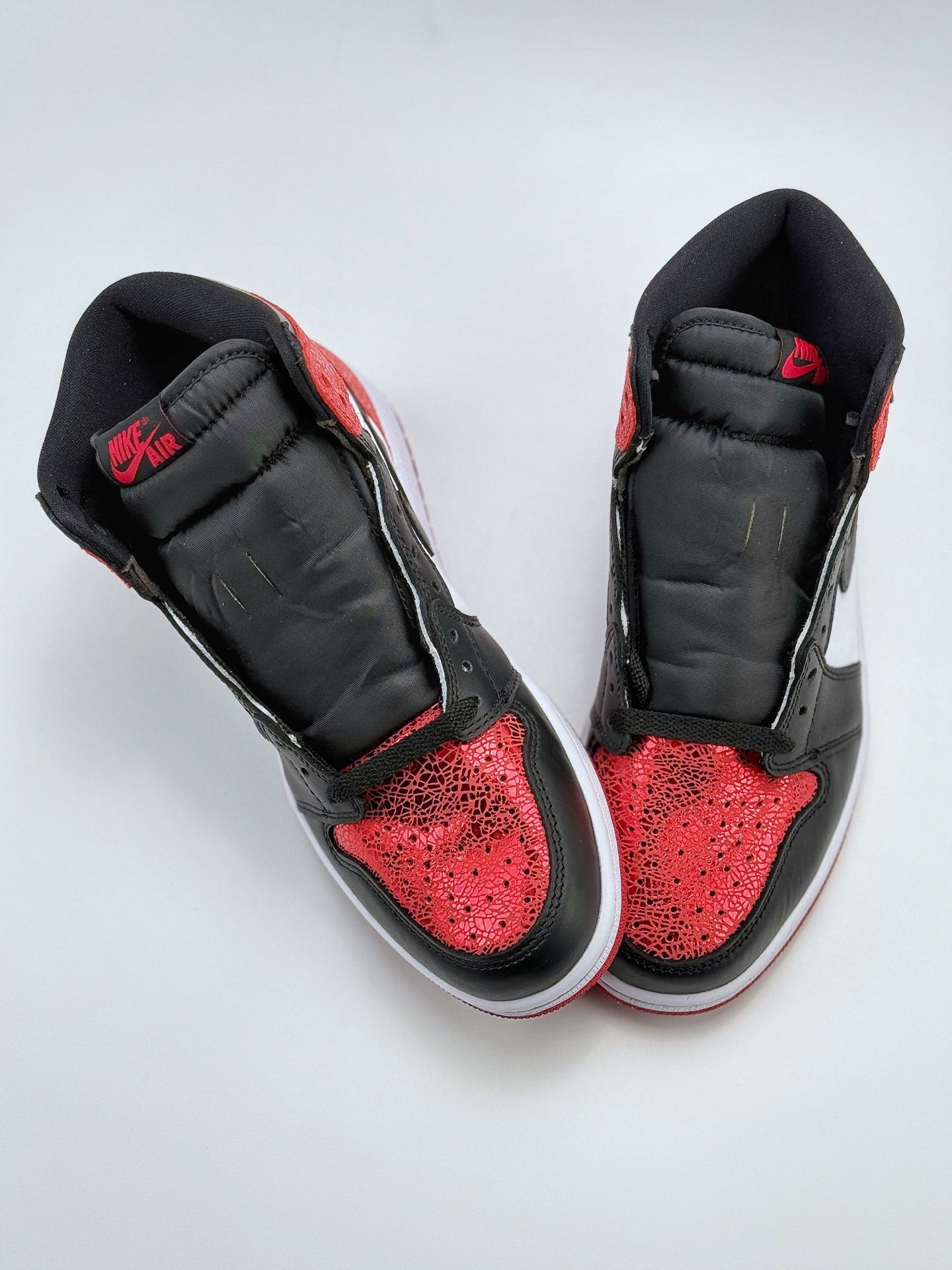 260 莞产原底面 市售性价比之王 Air Jordan 1 Retro High OG 黑白红 龟裂纹  FD2596-602