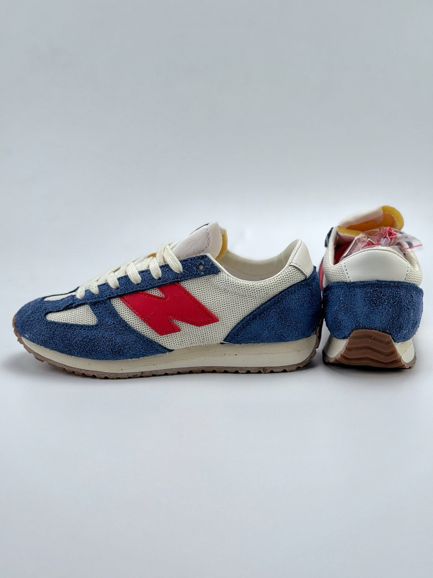160 New Balance NB471 纯原系列 471系列织物牛剖层革生活休闲鞋 U471AKTK