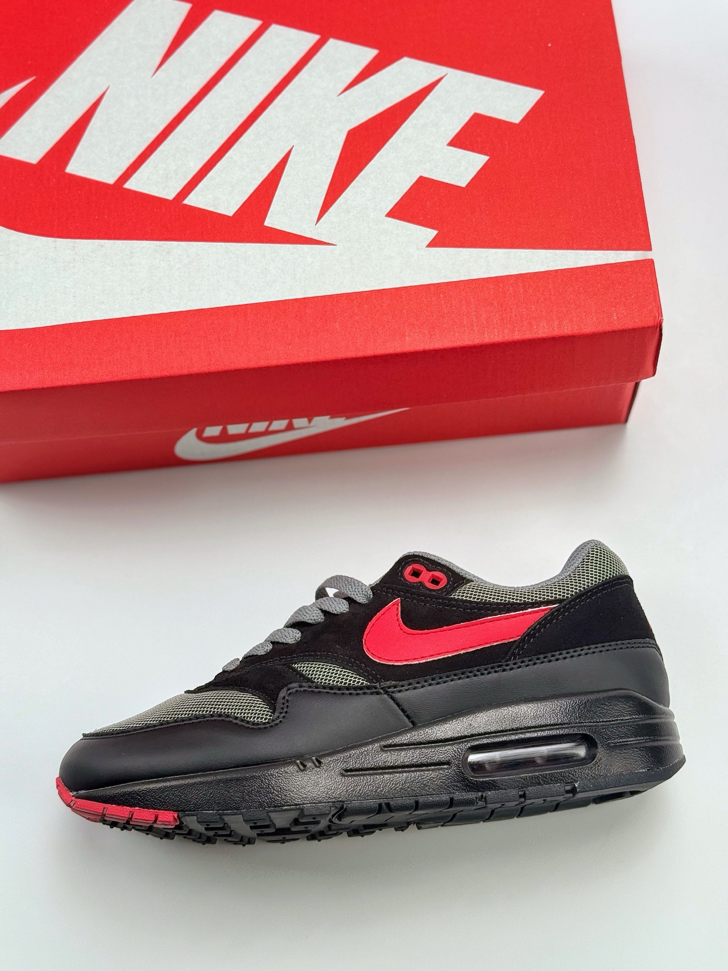 210 Nike Air Max 1 黑红 复古休闲跑步鞋 FZ5808-008