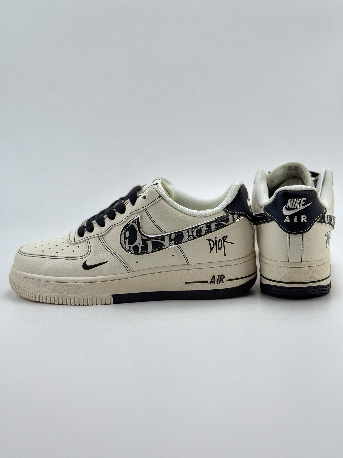 260 Nike Air Force 1 Low 07 x DIOR 白黑小钩  XS1958-544