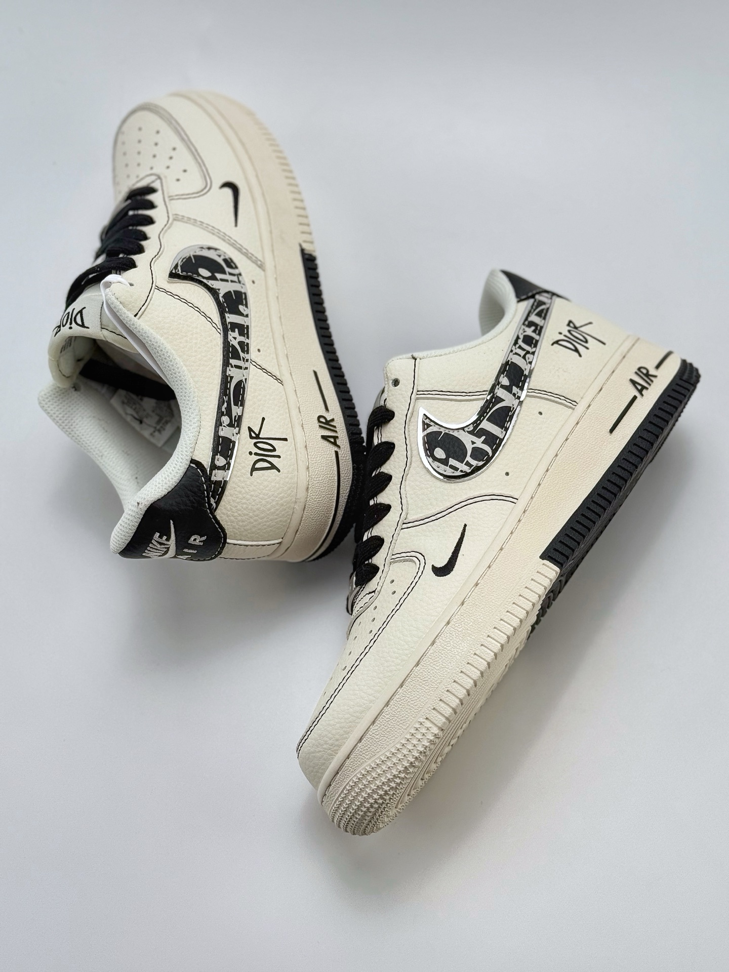 260 Nike Air Force 1 Low 07 x DIOR 白黑小钩  XS1958-544