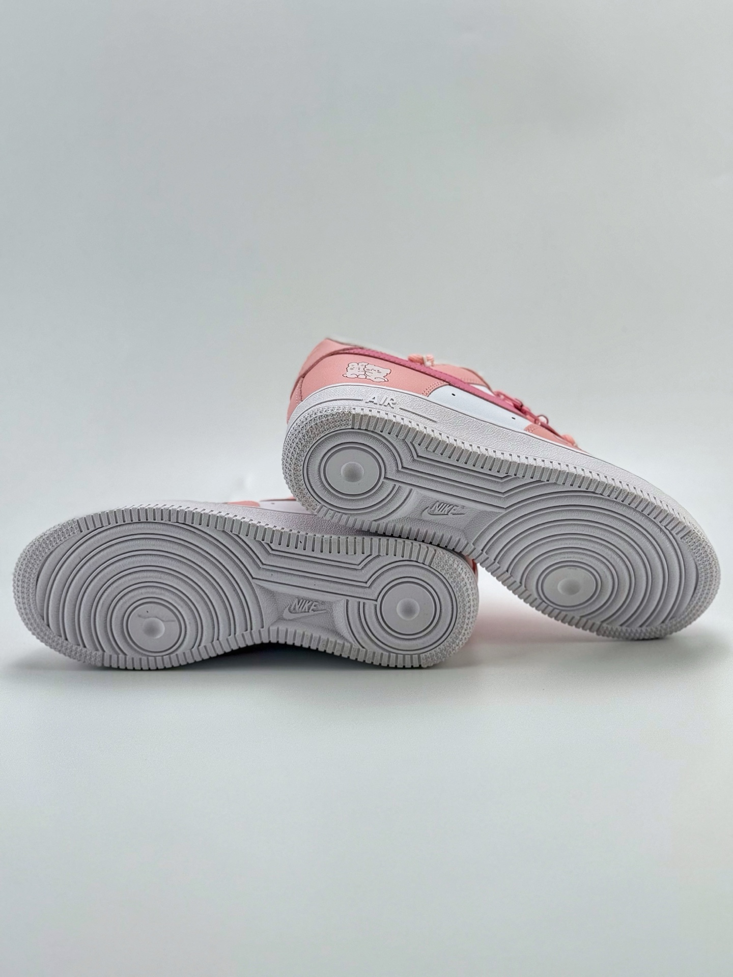 260 Nike Air Force 1 Low 07 叁次实验室 多巴胺穿搭 粉底抱抱熊 白粉绑带 YY2023-762