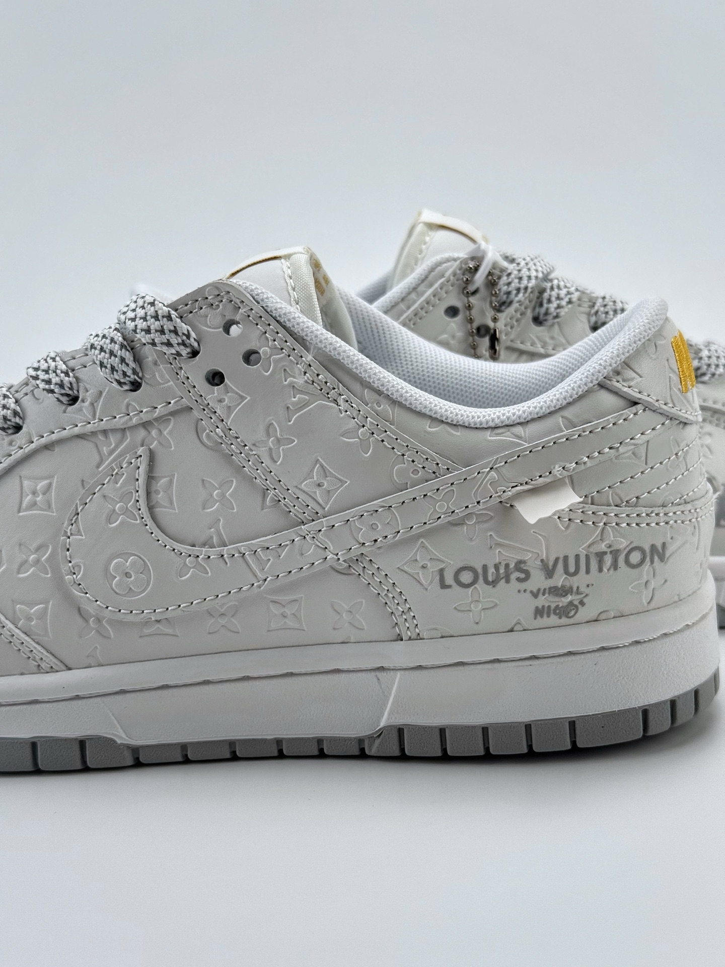 280 Nike SB Dunk Low x Louis Vuitton 白灰印花绑带满天星 XX3168-140