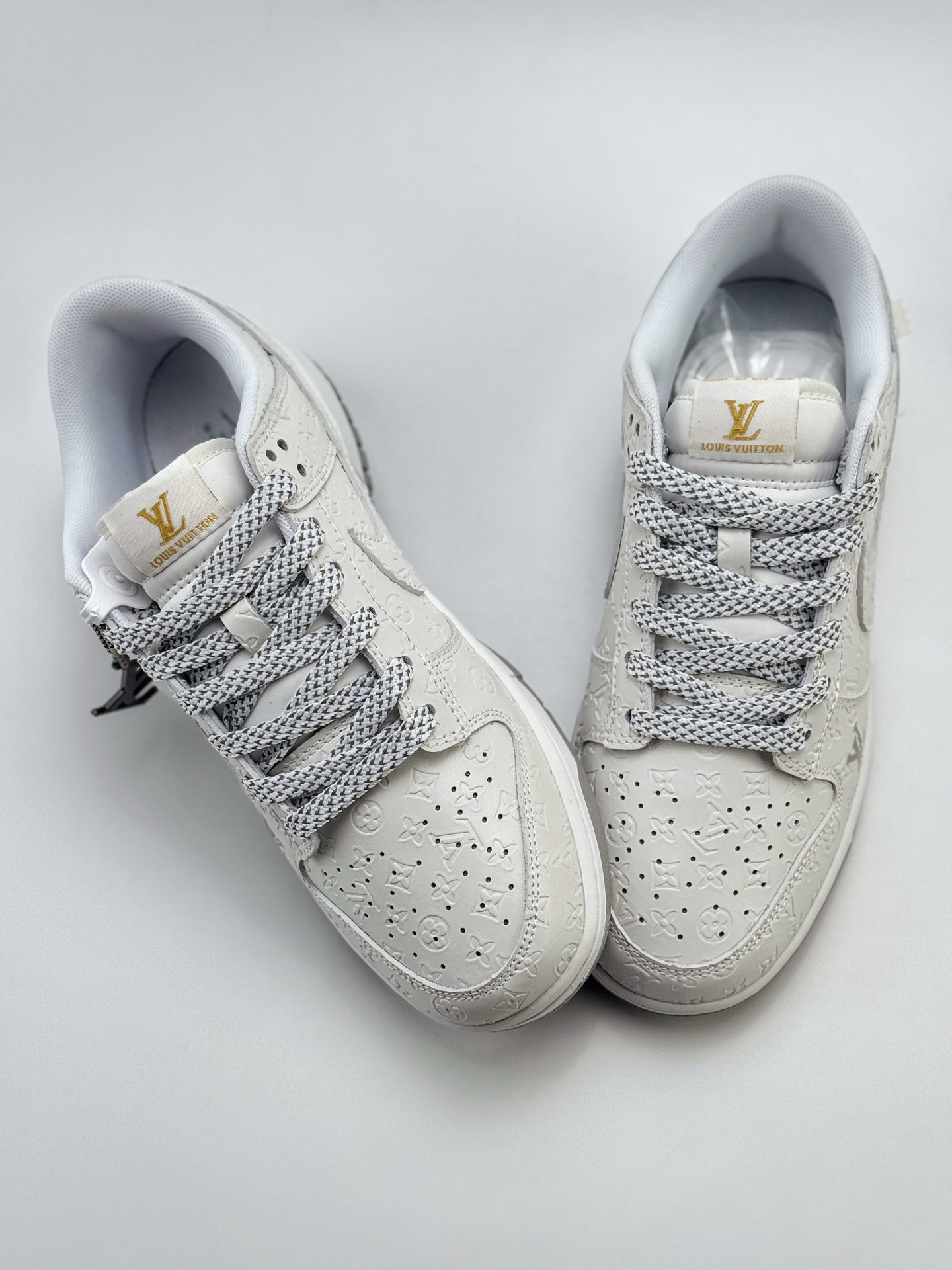 280 Nike SB Dunk Low x Louis Vuitton 白灰印花绑带满天星 XX3168-140