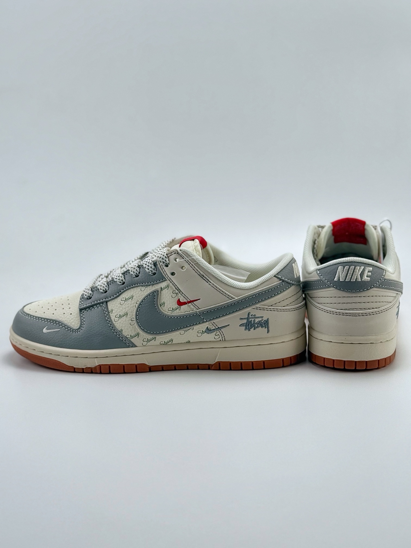 280 Nike SB Dunk Low x Stussy 白灰三小钩满天星  XS6089-531