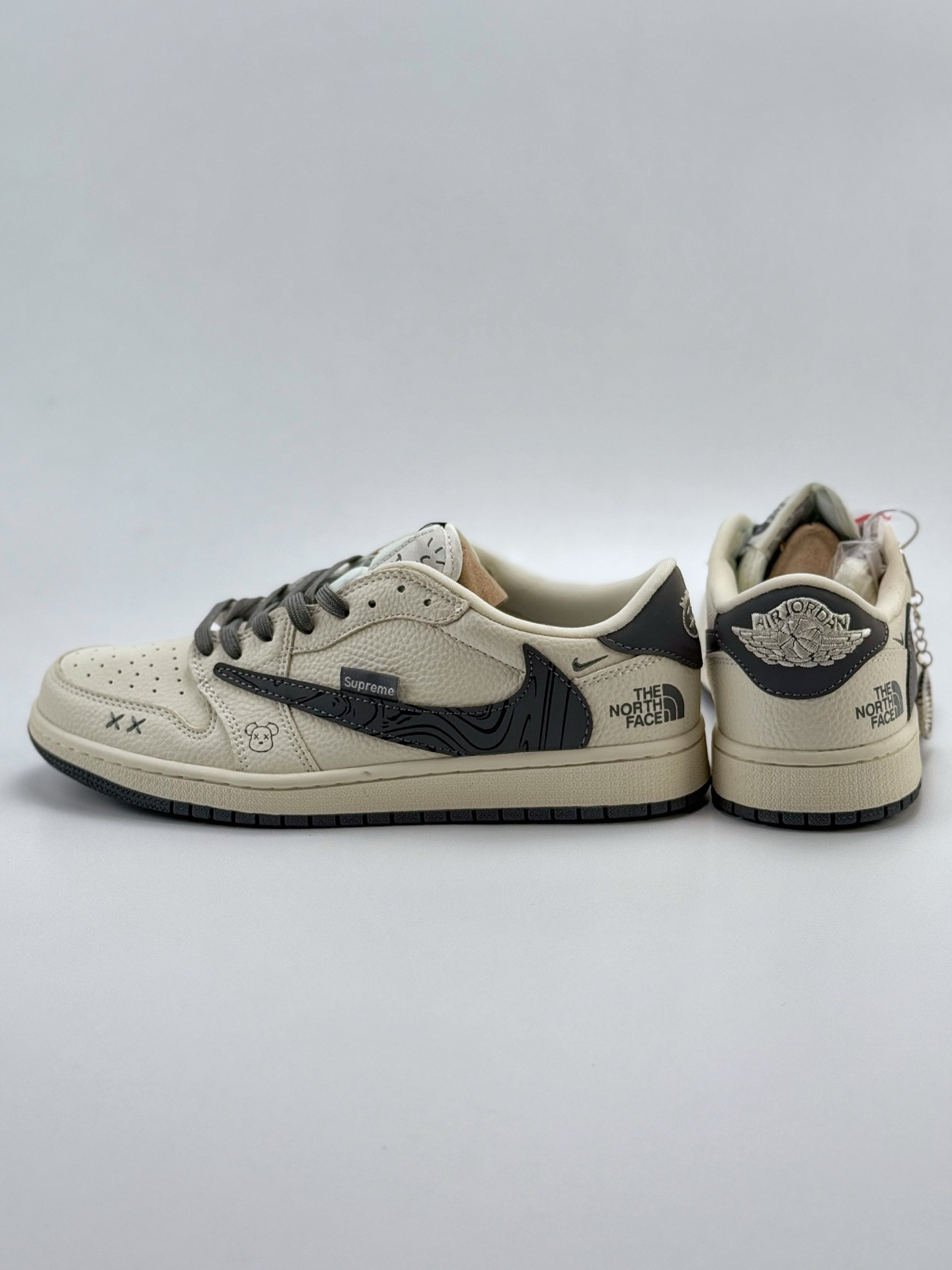 280 Travis Scott x Nike Air Jordan 1 Low x The North Face x Supreme Air Jordan 1 Low 反转白灰玩偶倒钩 XS2024-013