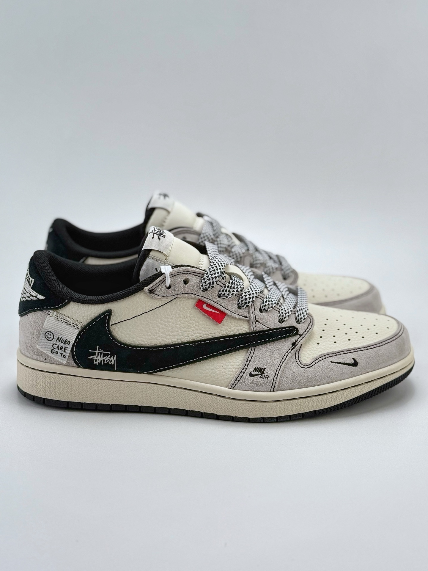 280 Travis Scott x Nike Air Jordan 1 Low x Stussy  Air Jordan 1 Low 反转白灰黑小钩满天星倒钩 YX5066-301