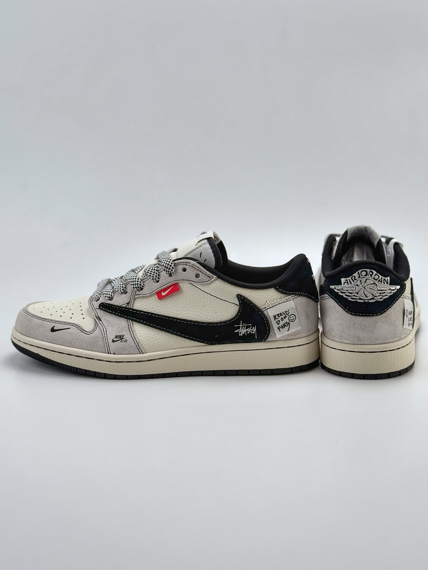 280 Travis Scott x Nike Air Jordan 1 Low x Stussy  Air Jordan 1 Low 反转白灰黑小钩满天星倒钩 YX5066-301