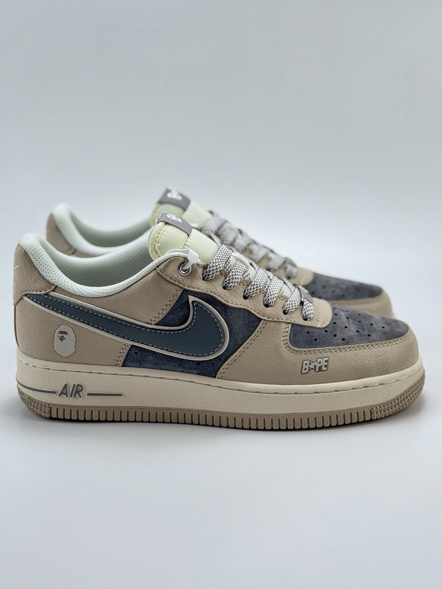 260 Nike Air Force 1 Low 07 x BAPE 米灰满天星  SJ6698-023