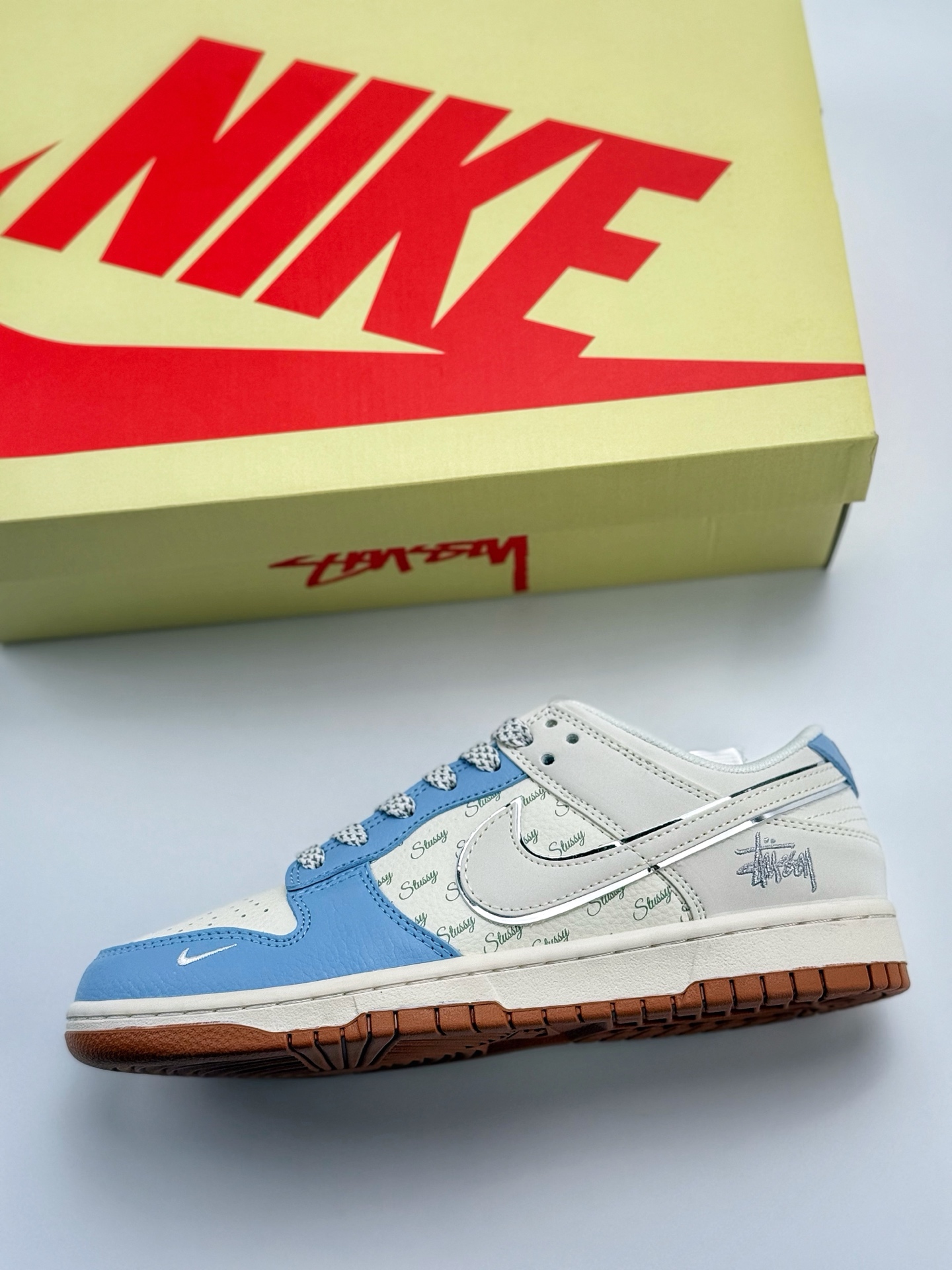 280 Nike SB Dunk Low x Stussy 蓝白小钩满天星  ZH2598-246