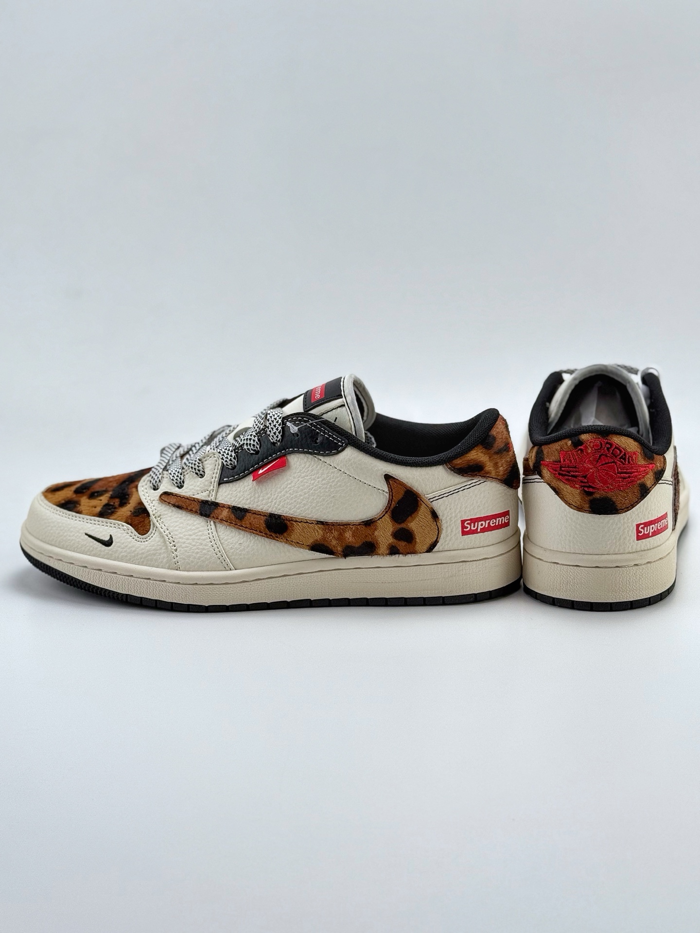 280 Travis Scott x Nike Air Jordan 1 Low x Supreme Air Jordan 1 Low 反转白黑豹纹小钩满天星倒钩 JJ2508-555
